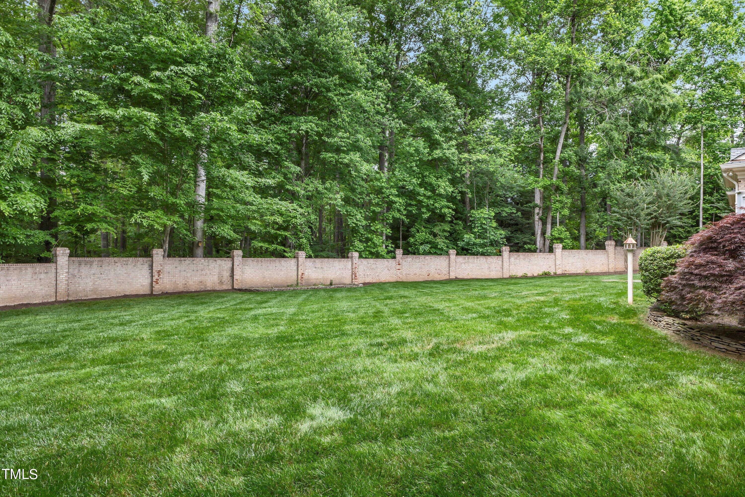 4901 Oakmoor Court