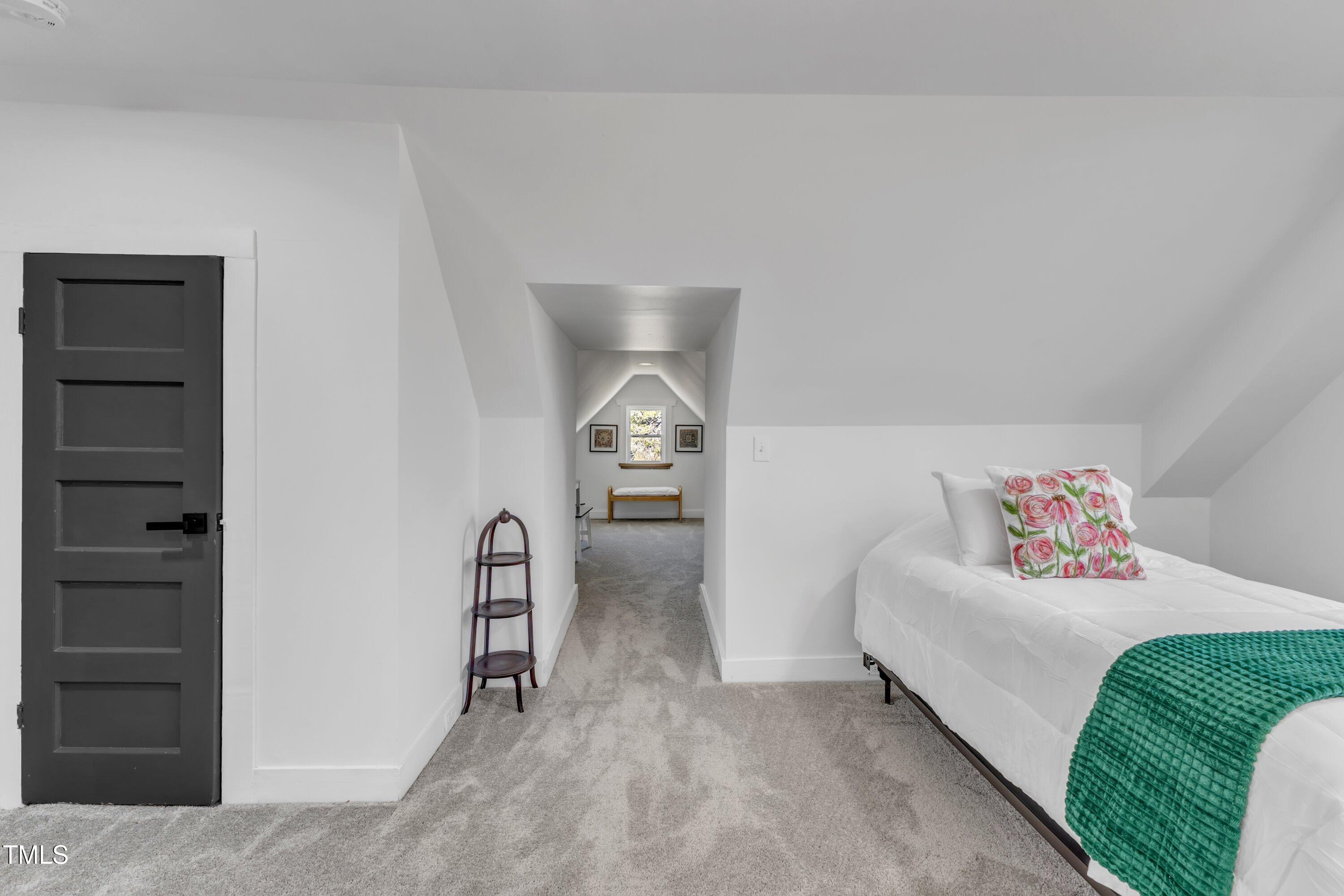 211 N Cheatham Street