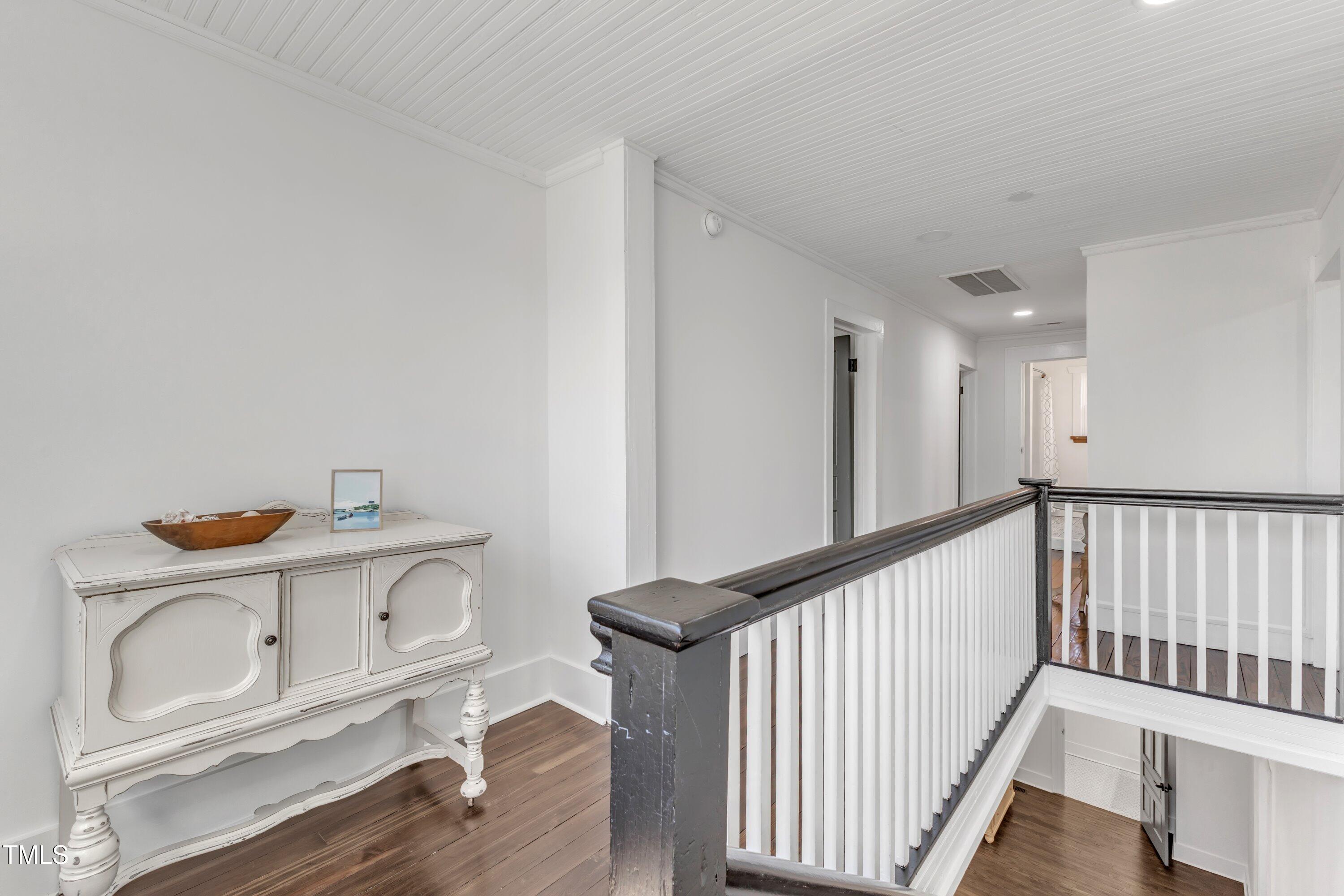 211 N Cheatham Street