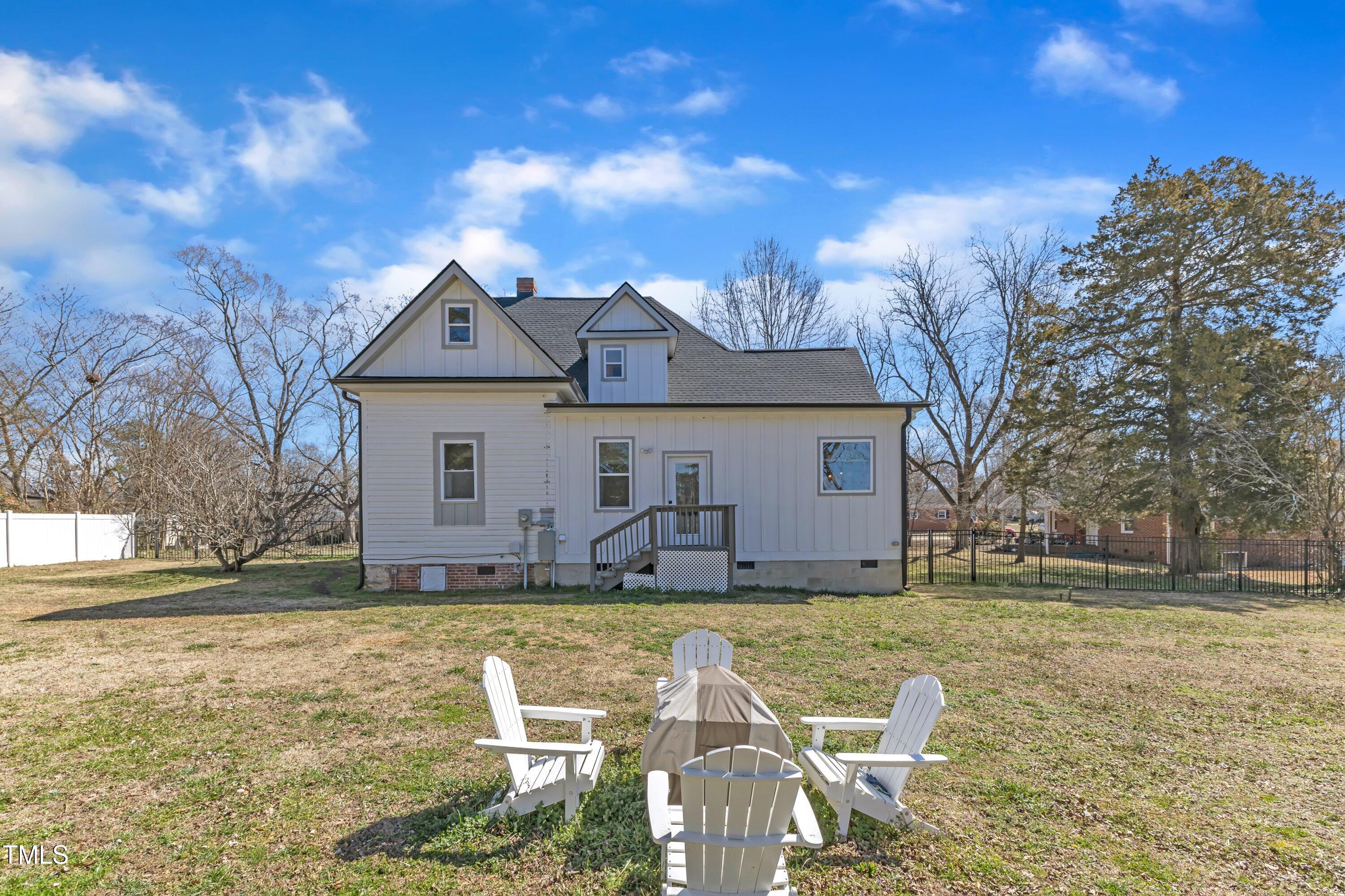 211 N Cheatham Street