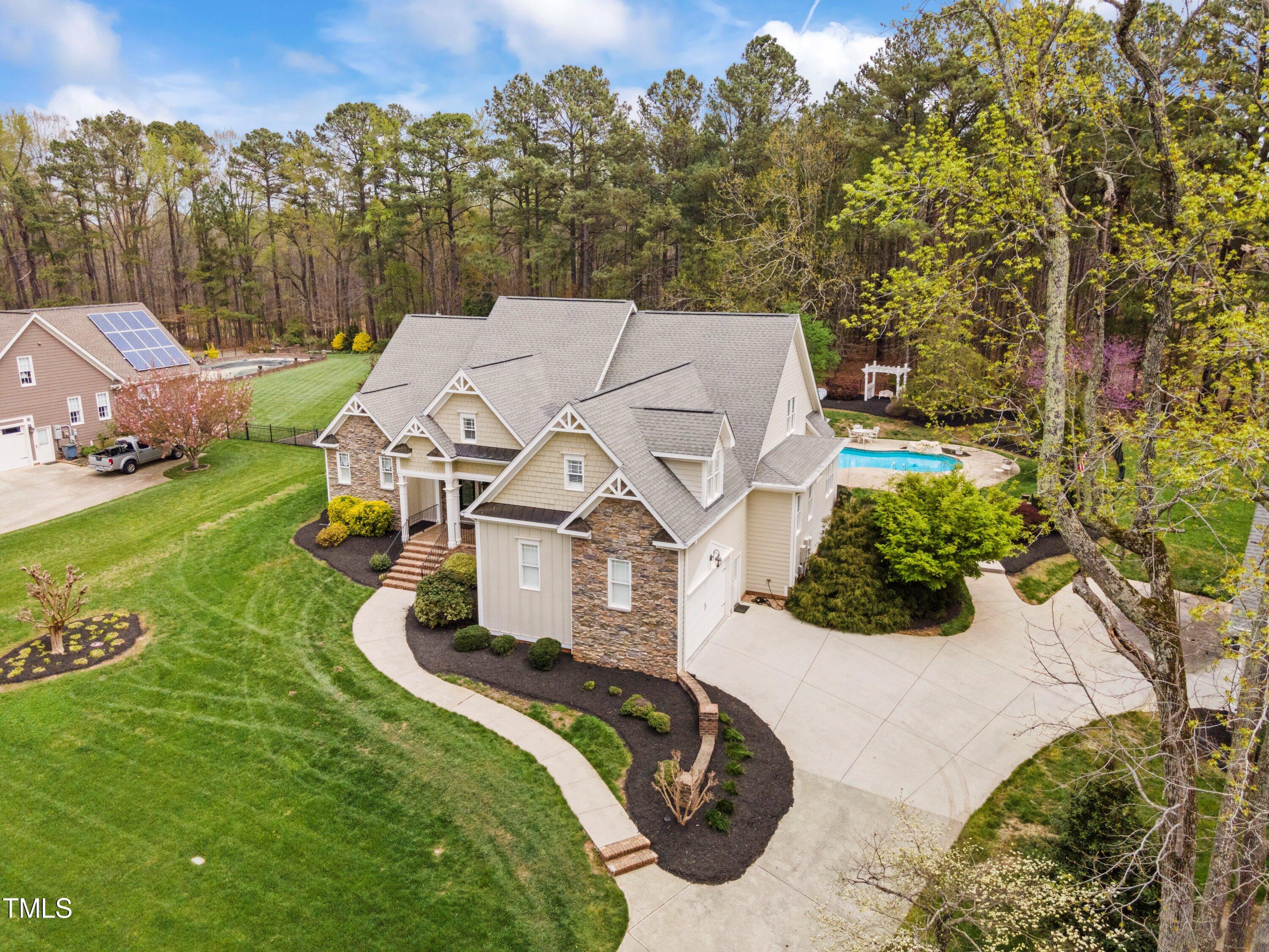 2000 Silverleaf Drive