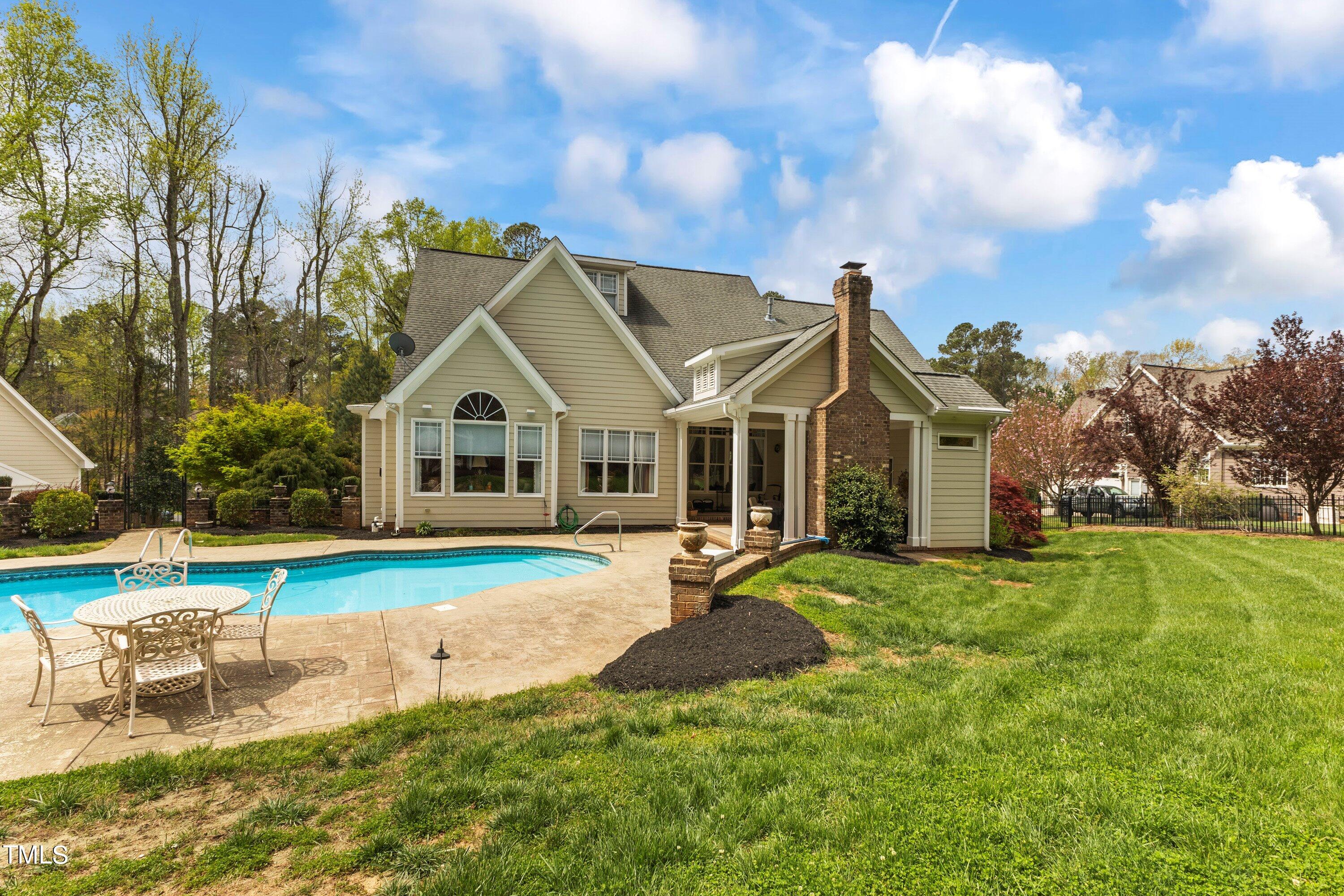 2000 Silverleaf Drive