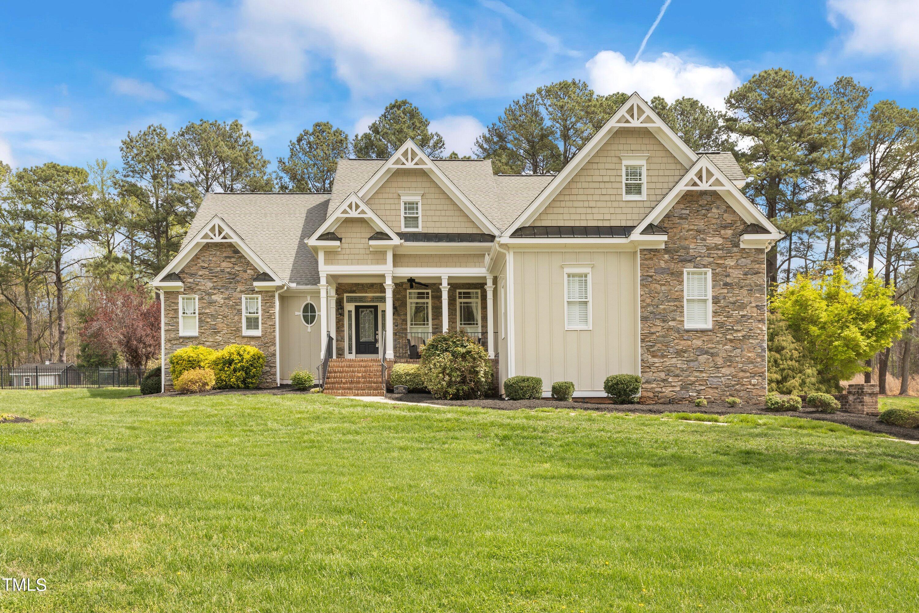 2000 Silverleaf Drive