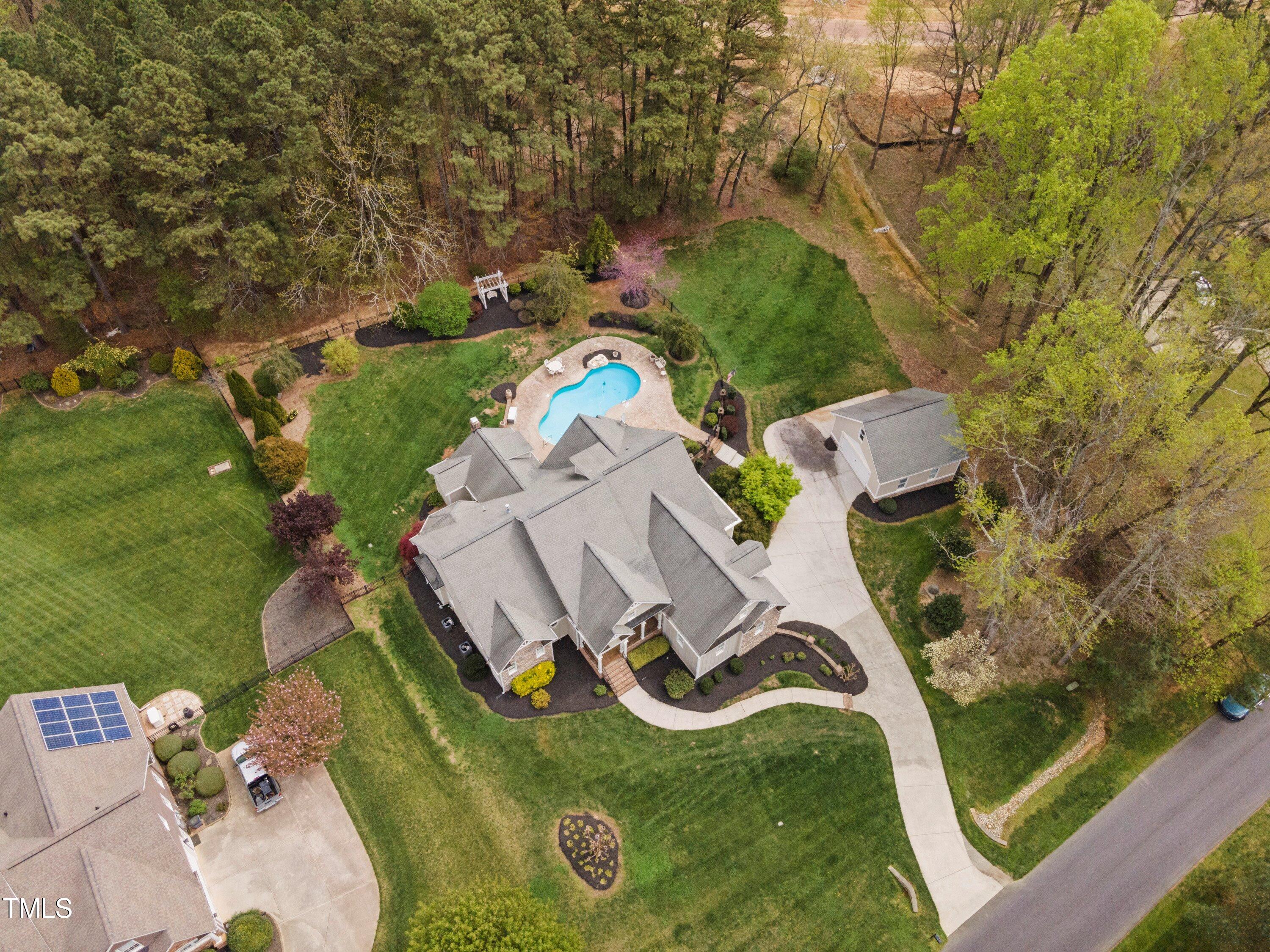 2000 Silverleaf Drive
