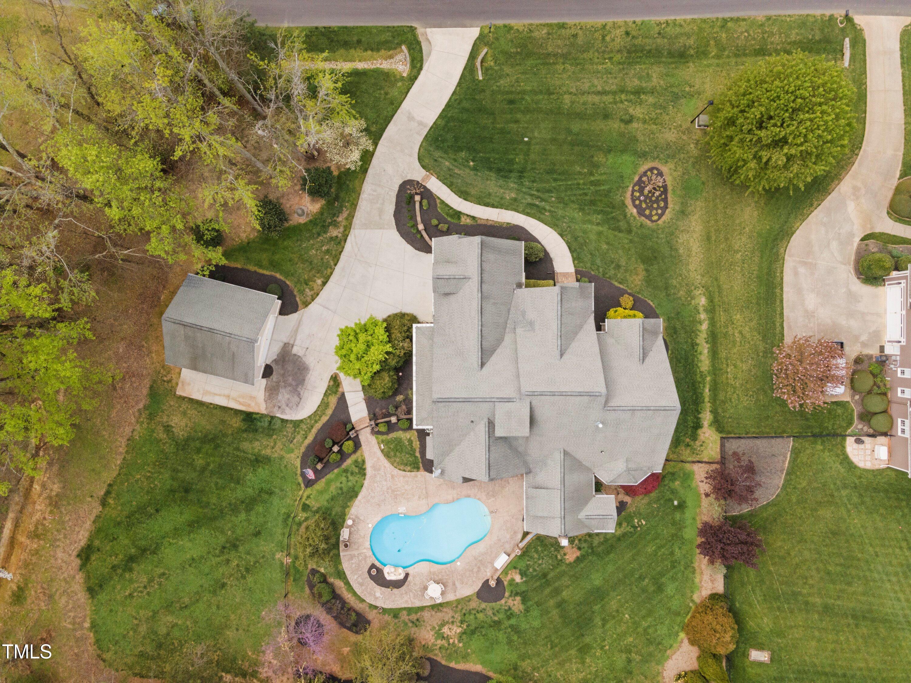 2000 Silverleaf Drive