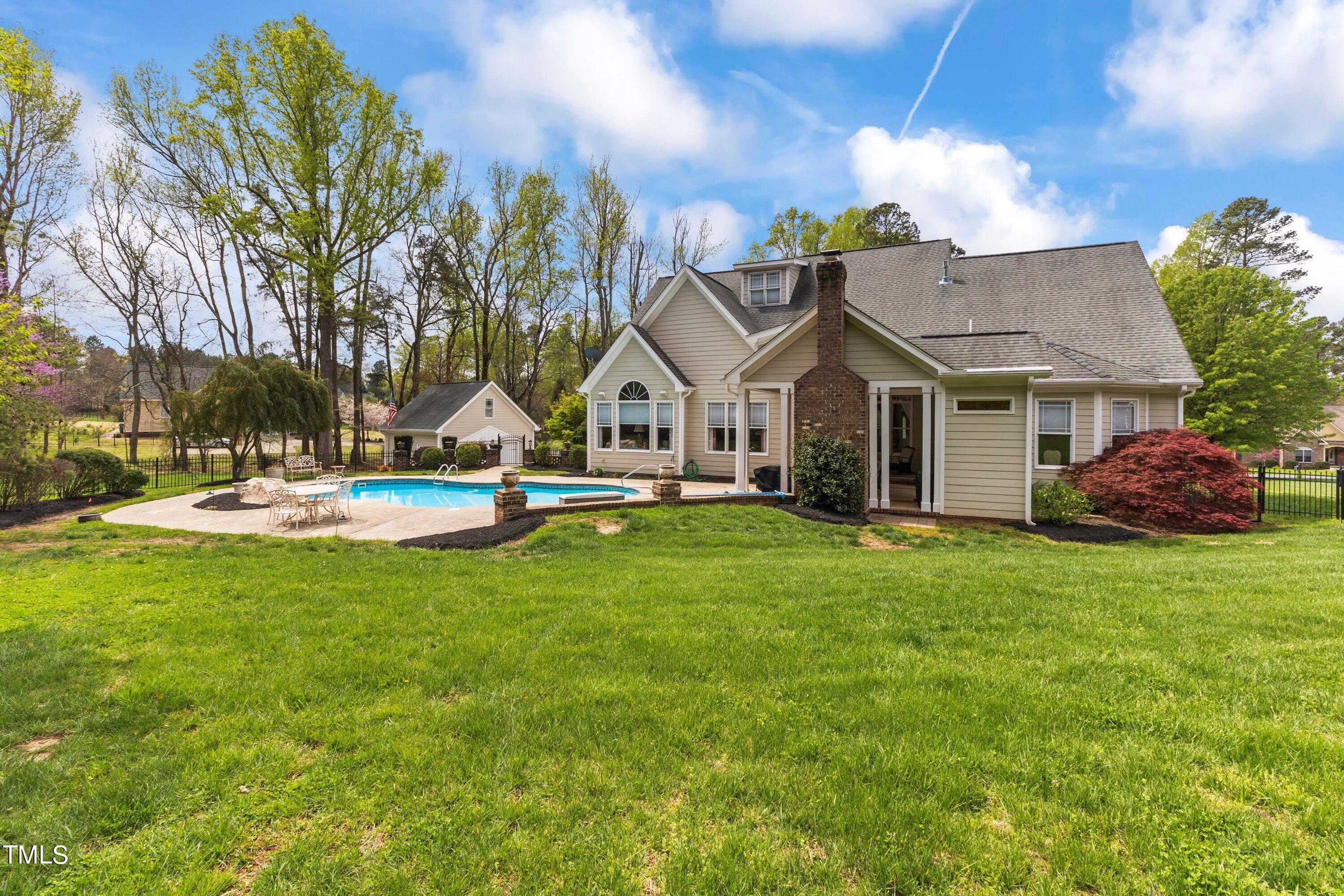 2000 Silverleaf Drive