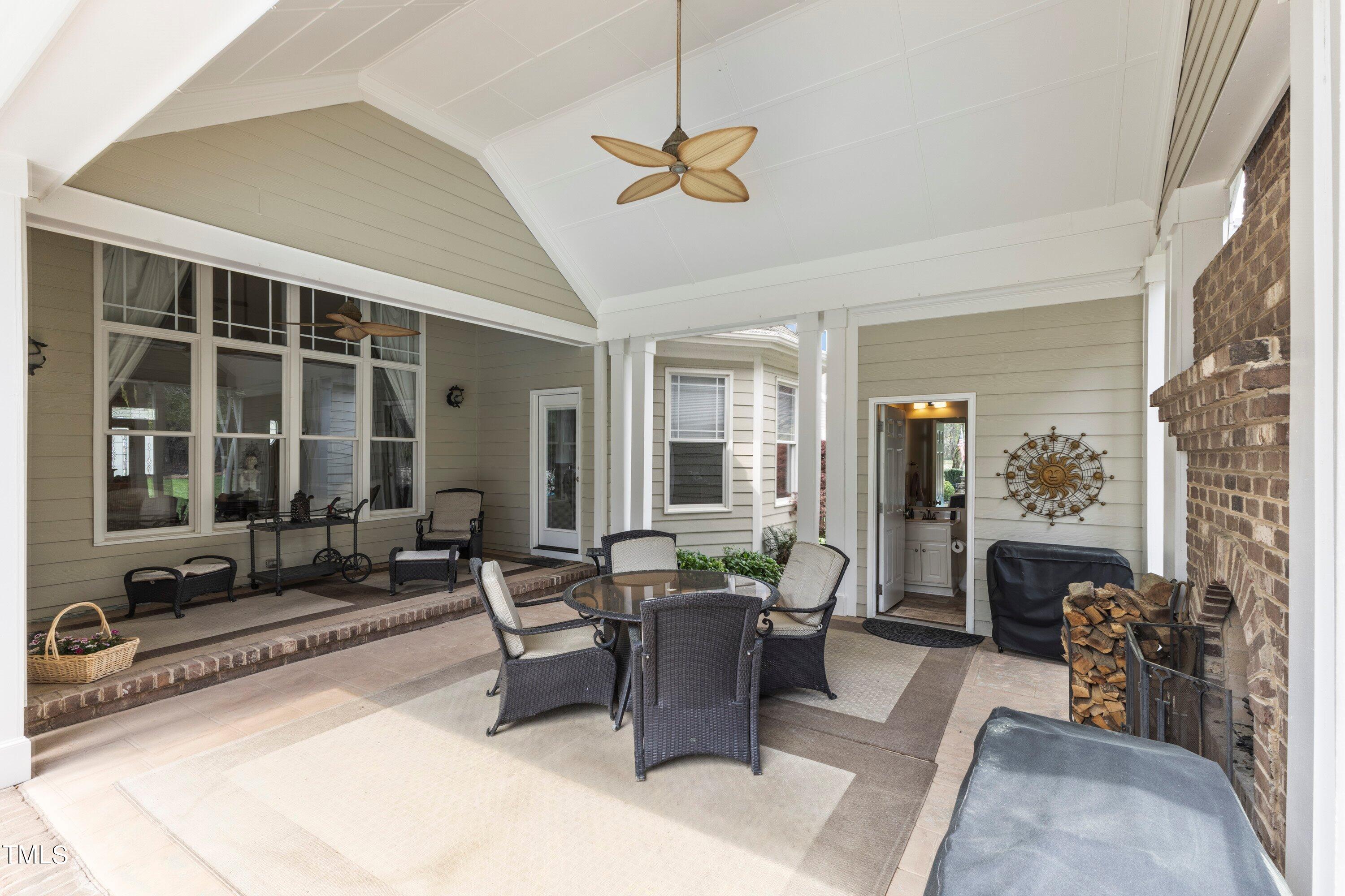 2000 Silverleaf Drive