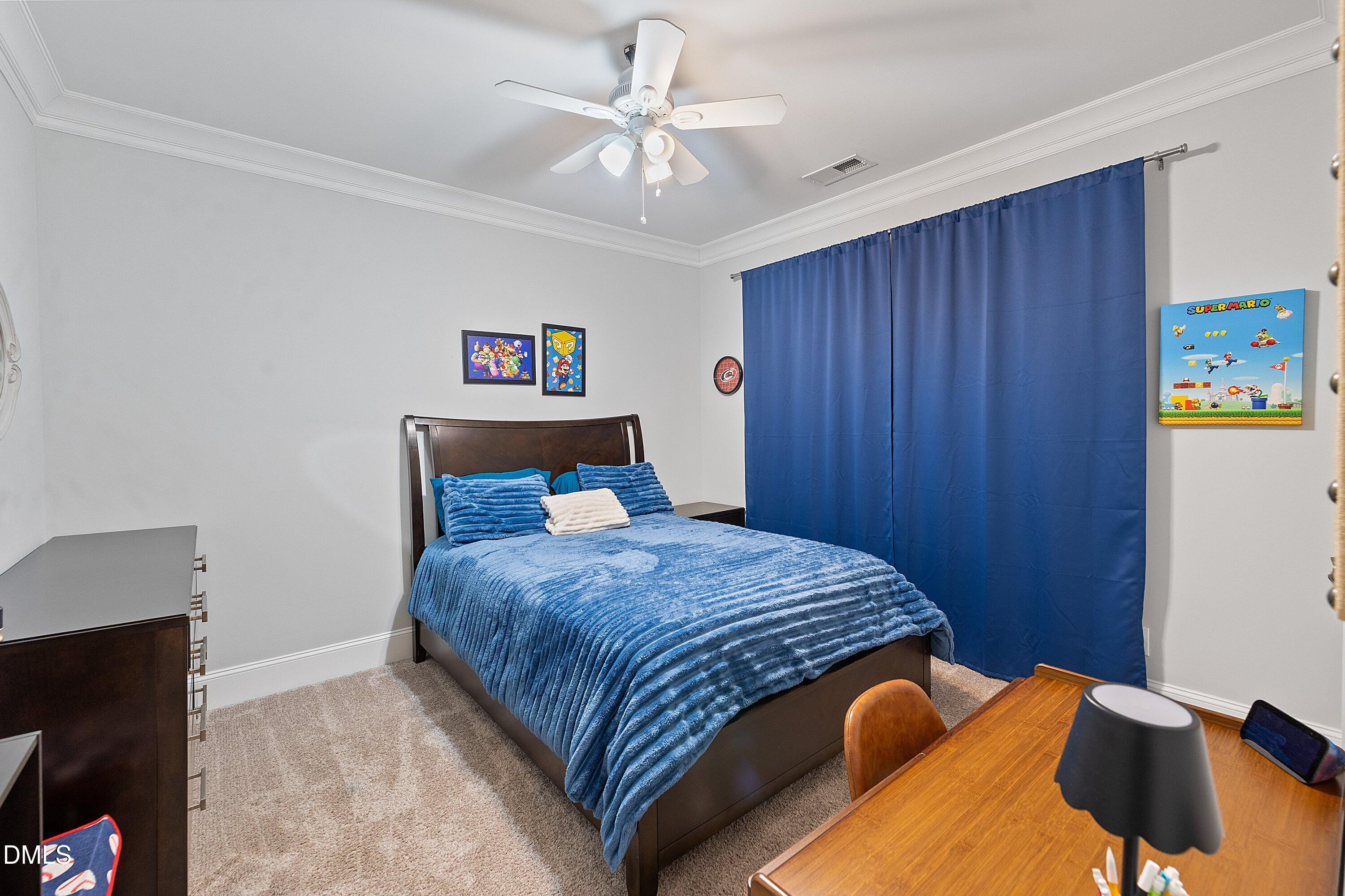 5012 Red Quill Way