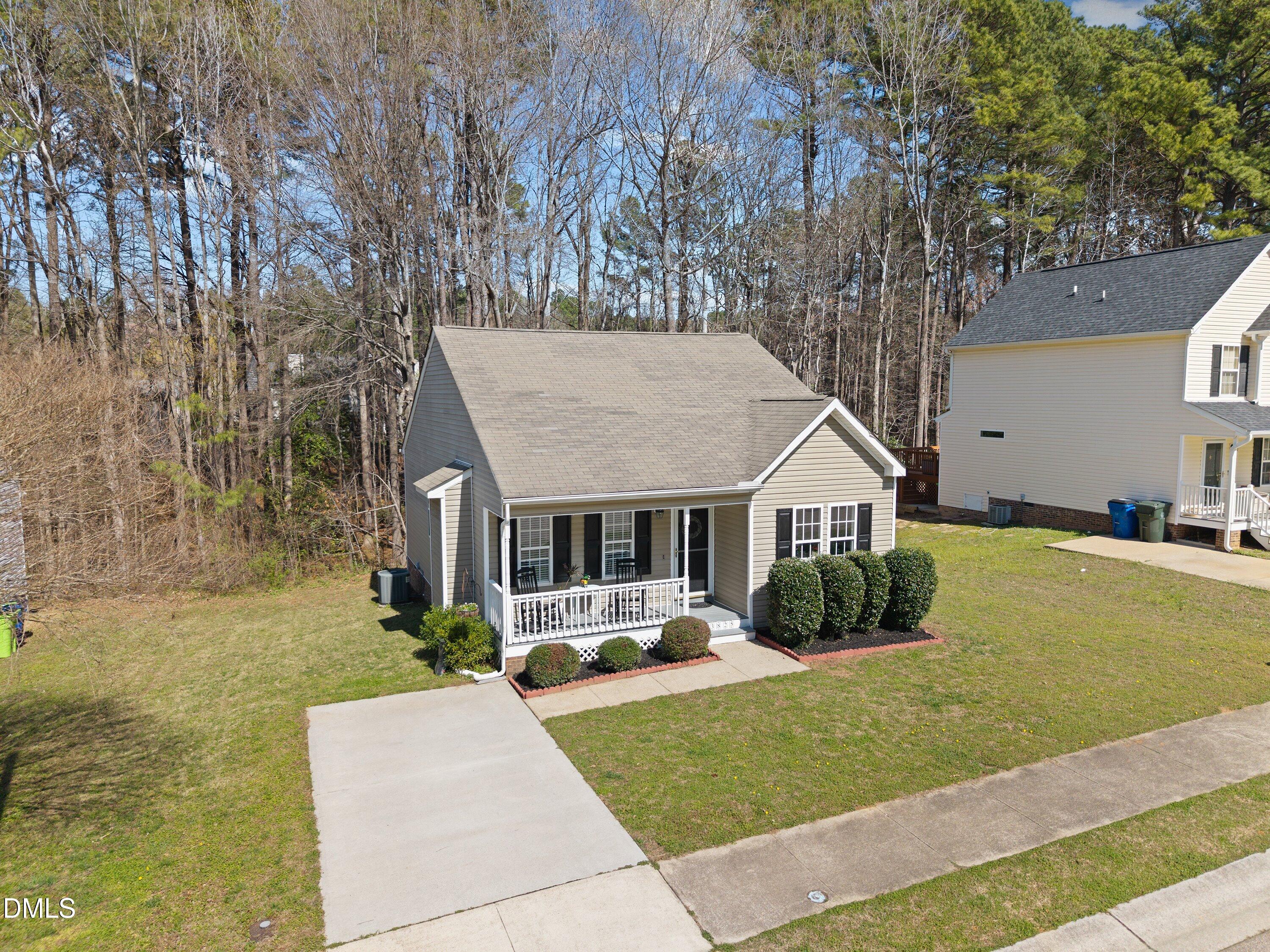 3825 Lodgepole Lane