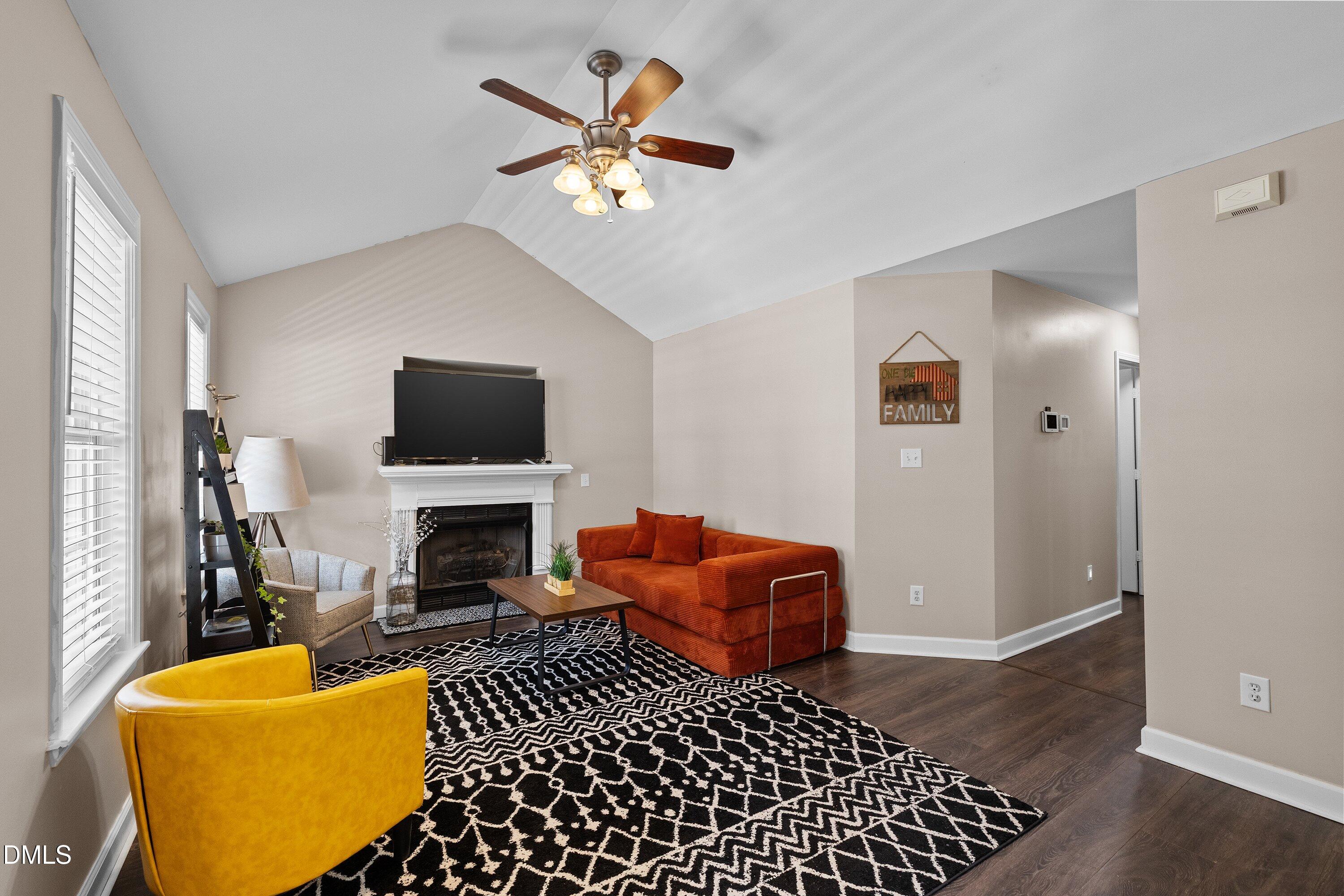 3825 Lodgepole Lane