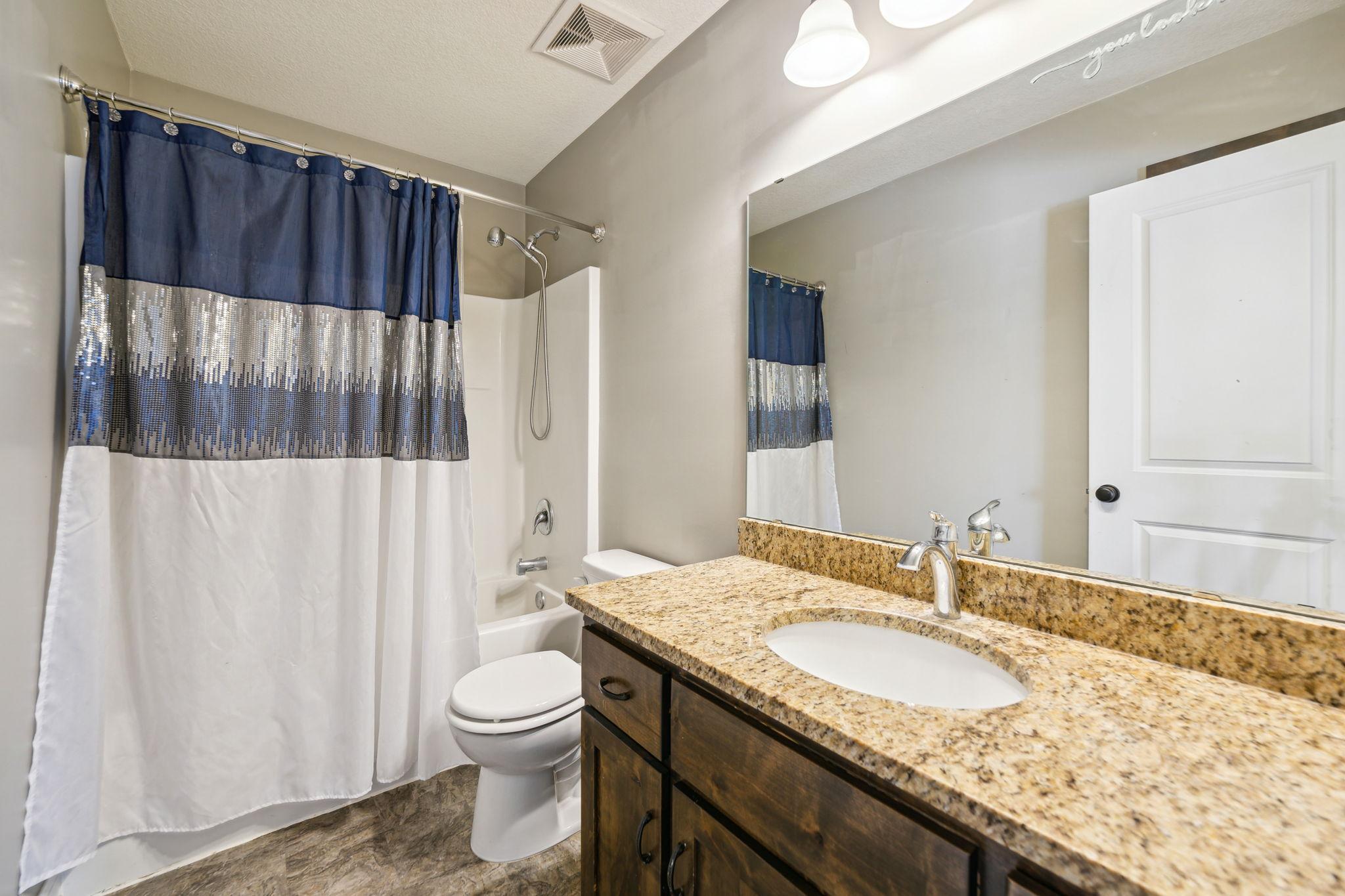 933 Farmers Ridge Trail