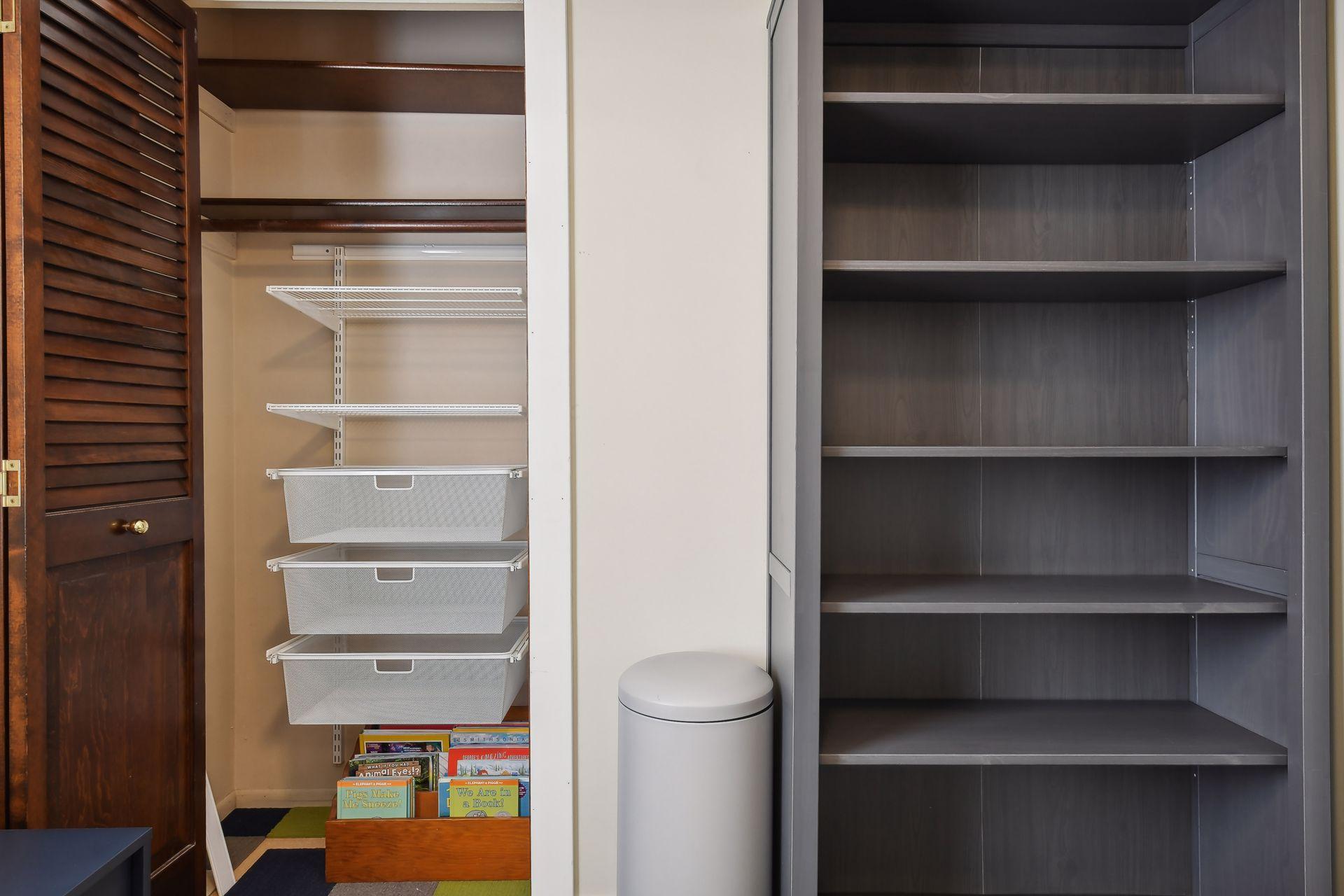 210 Queensland Lane N