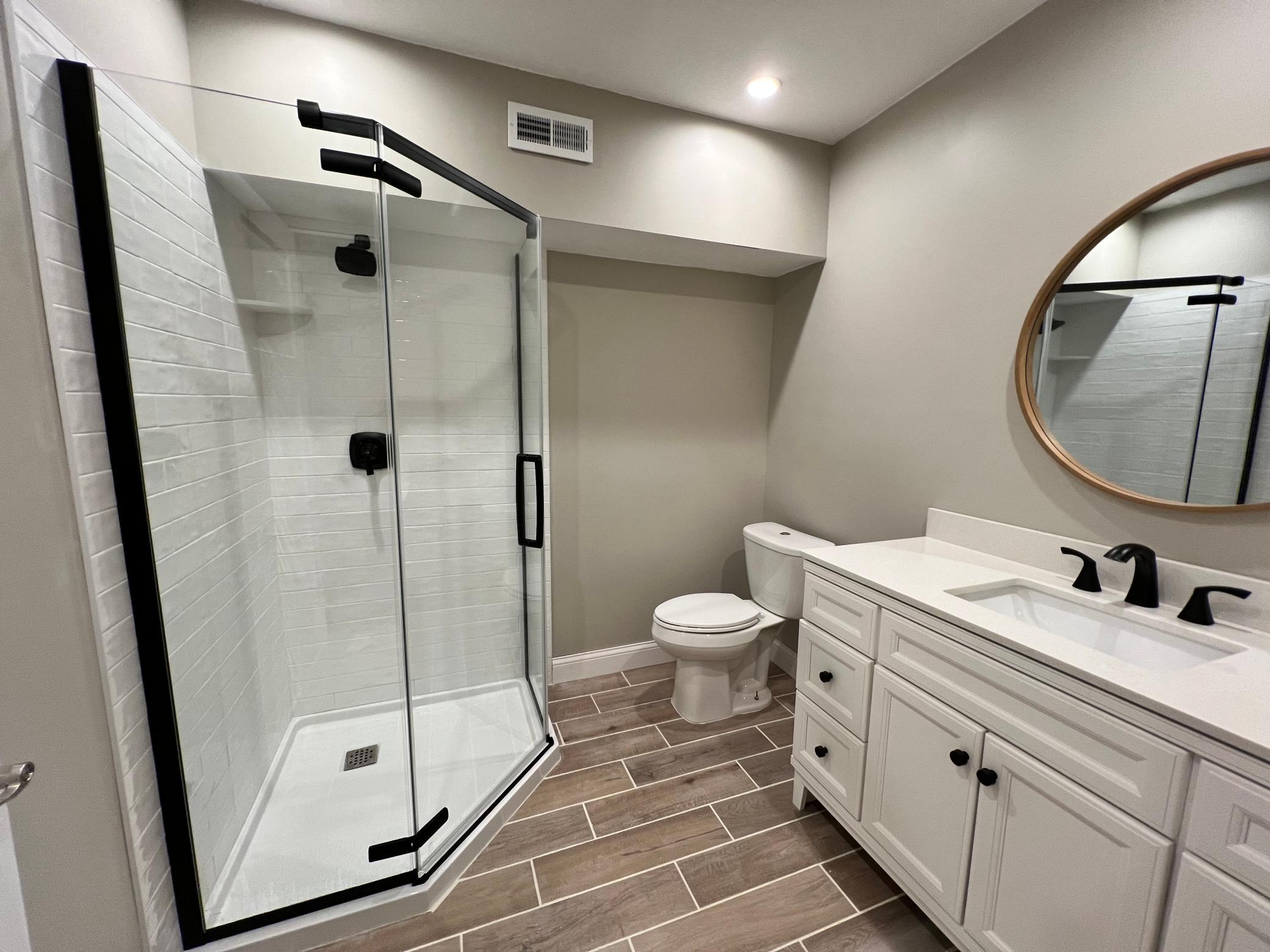 210 Queensland Lane N