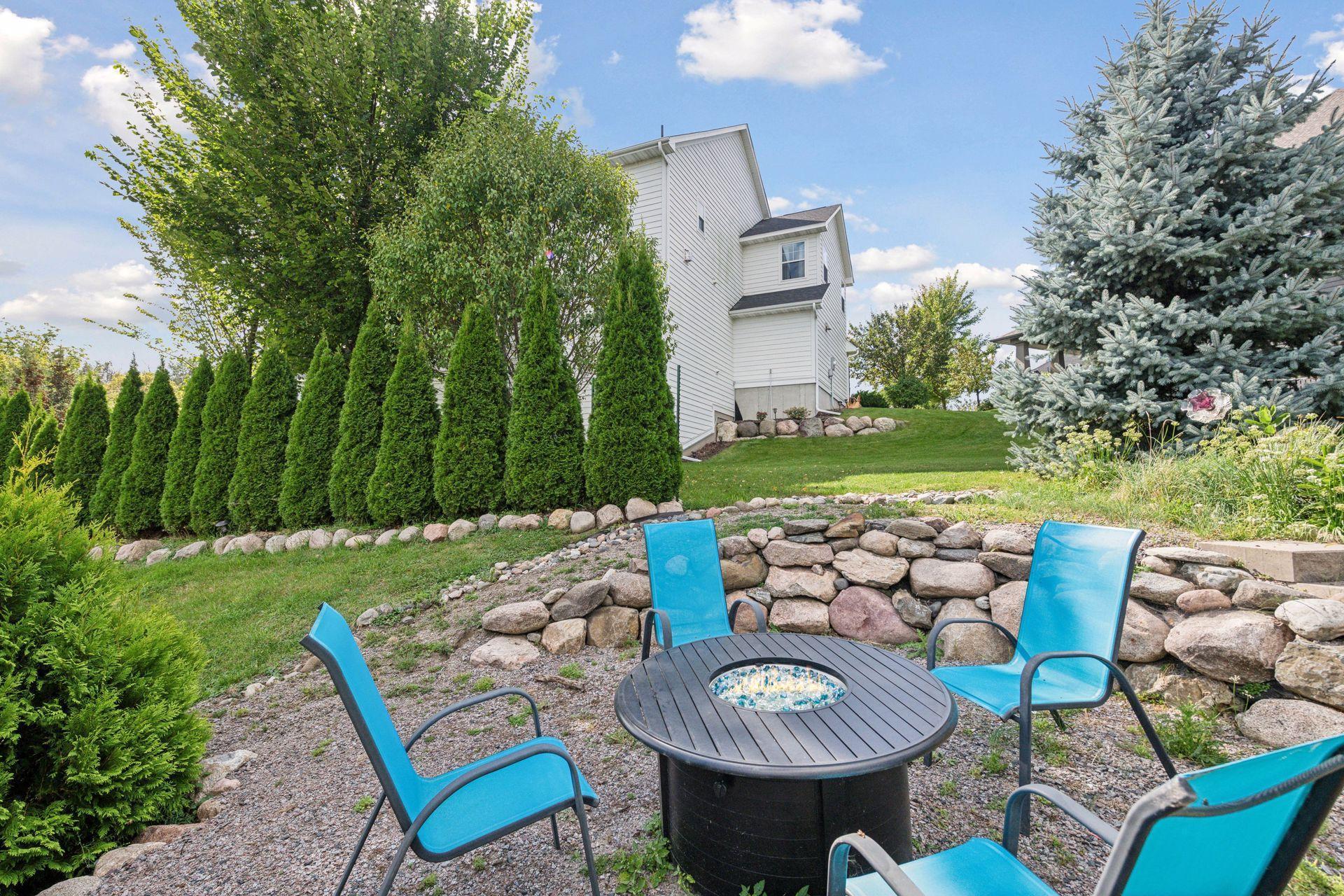 5600 Dutch Lake Court