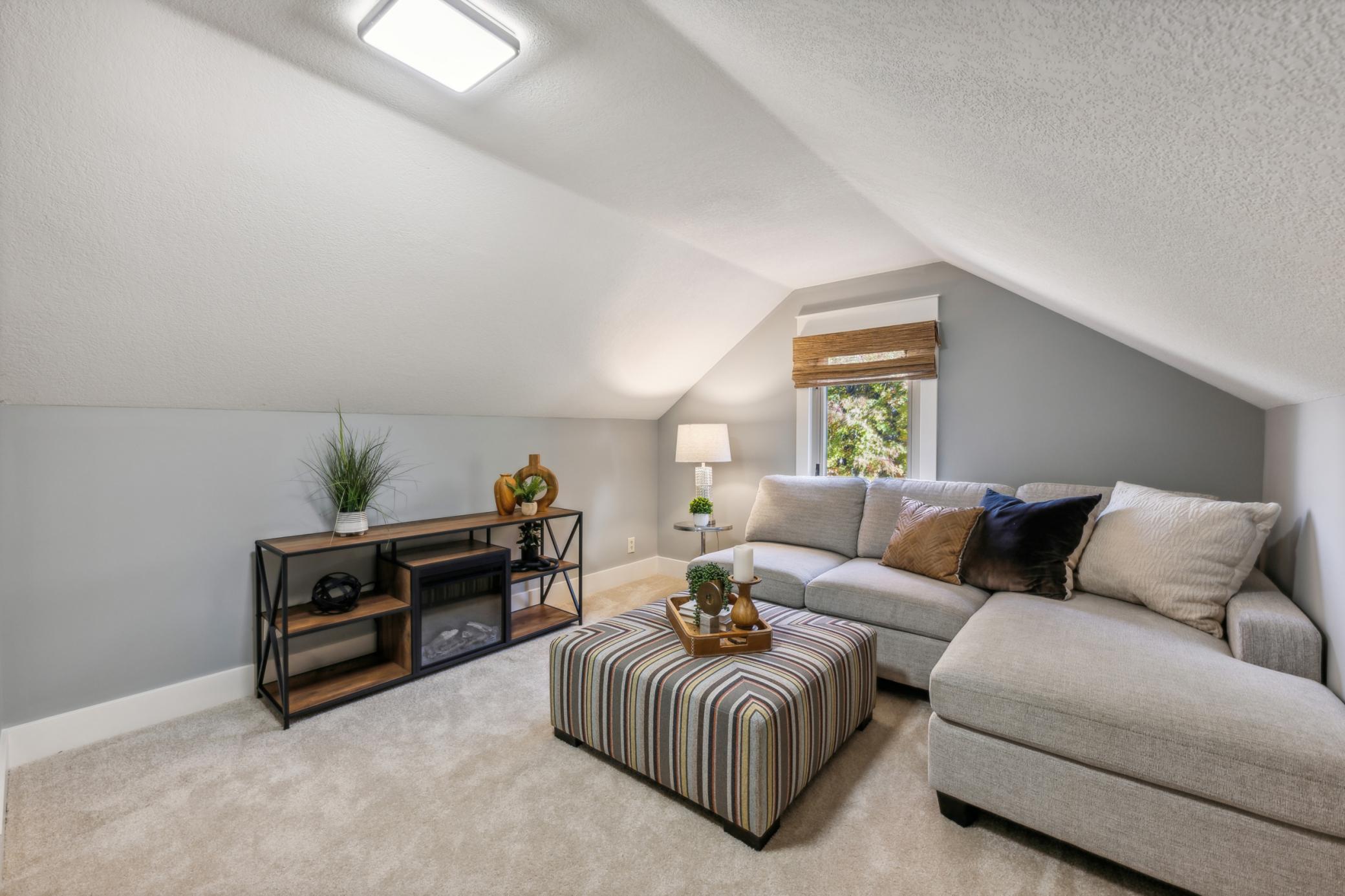 5109 Independence Street