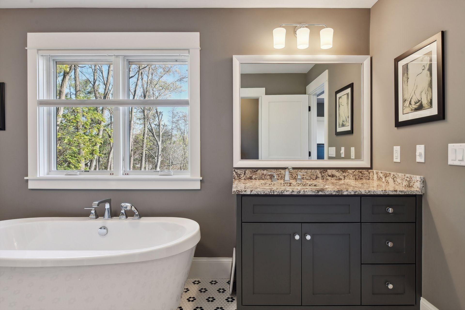 570 Orono Orchards Road S