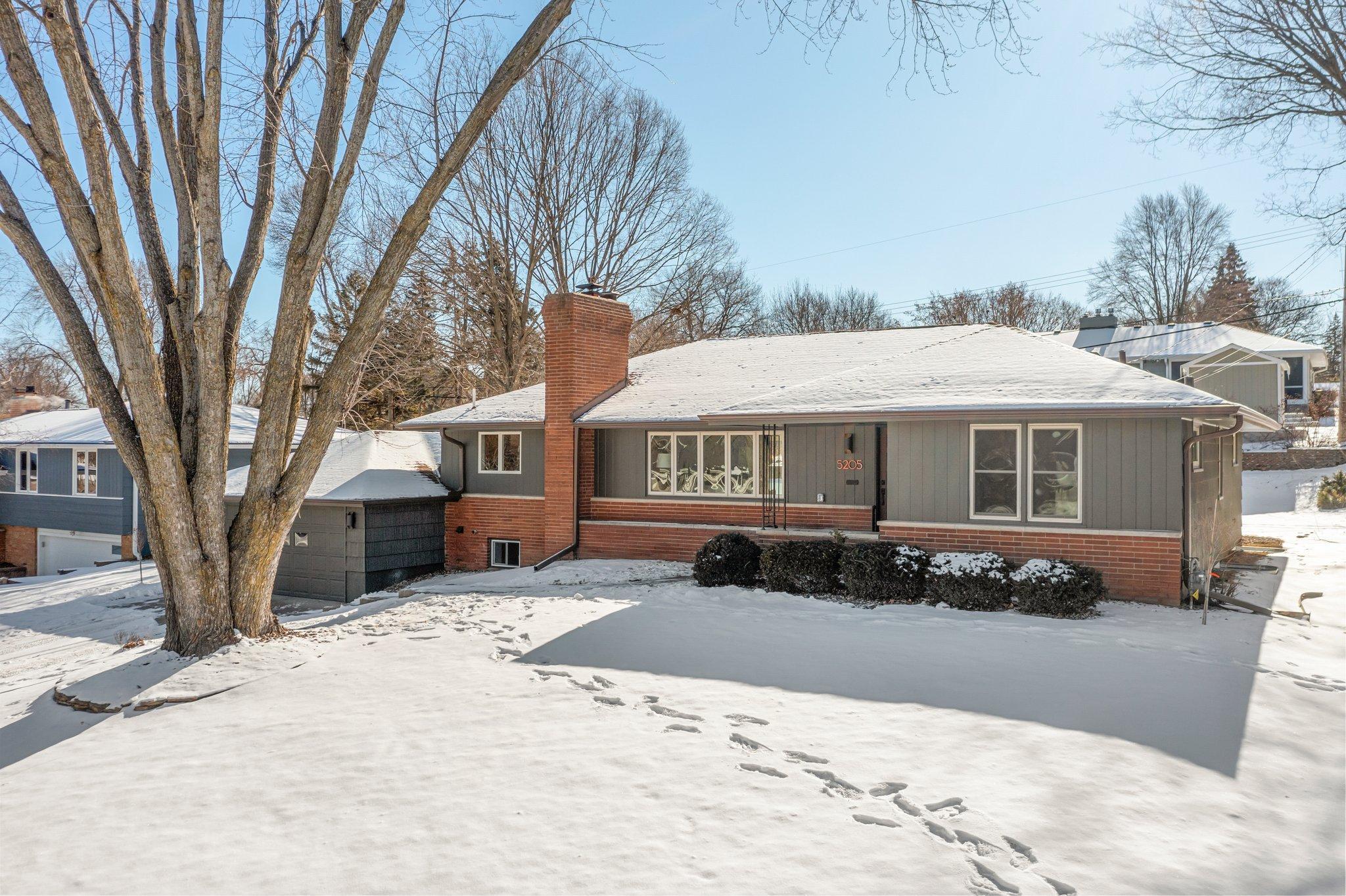 5205 W 61st Street