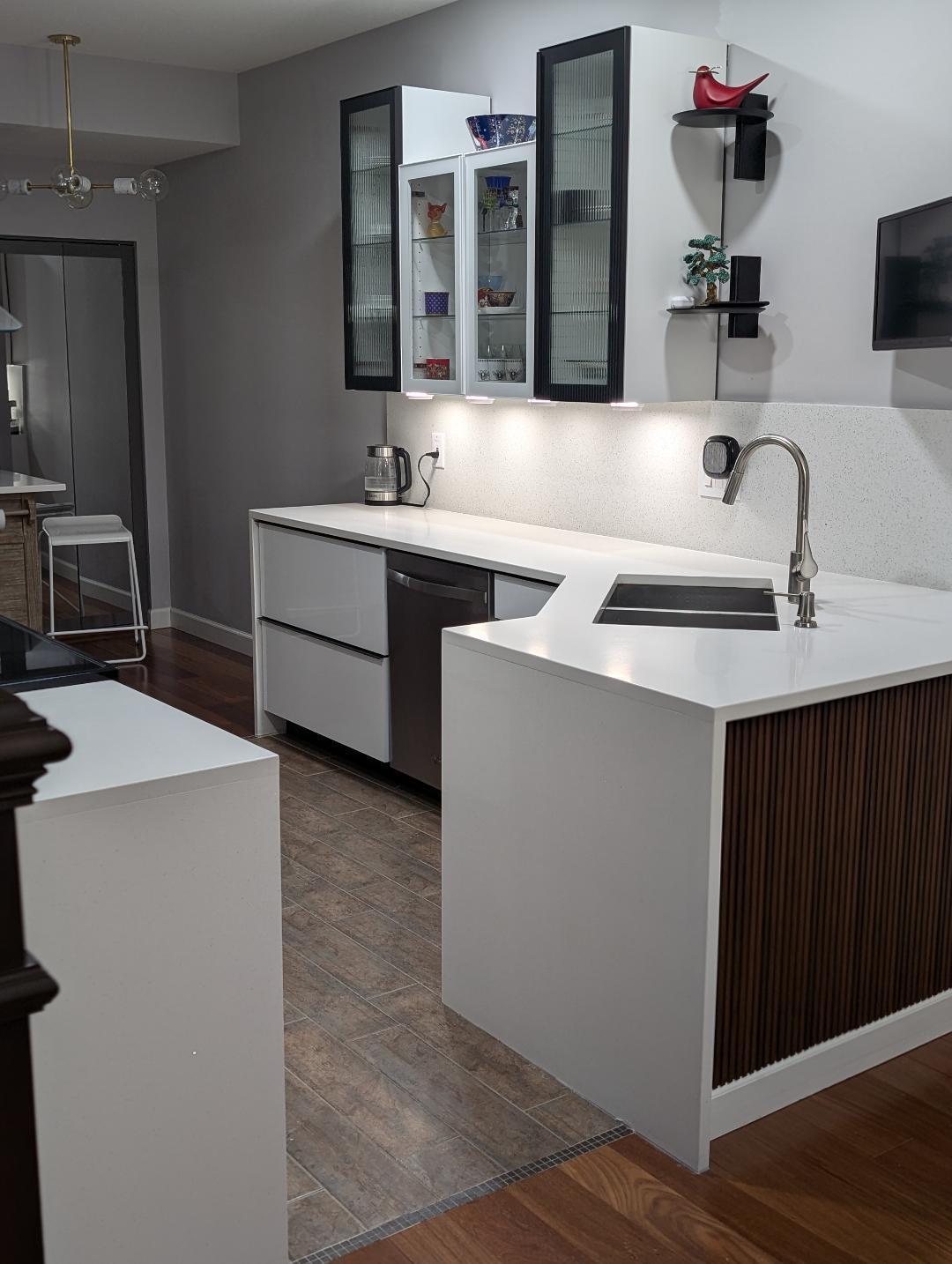 5010 Holly Lane N Unit: 1203