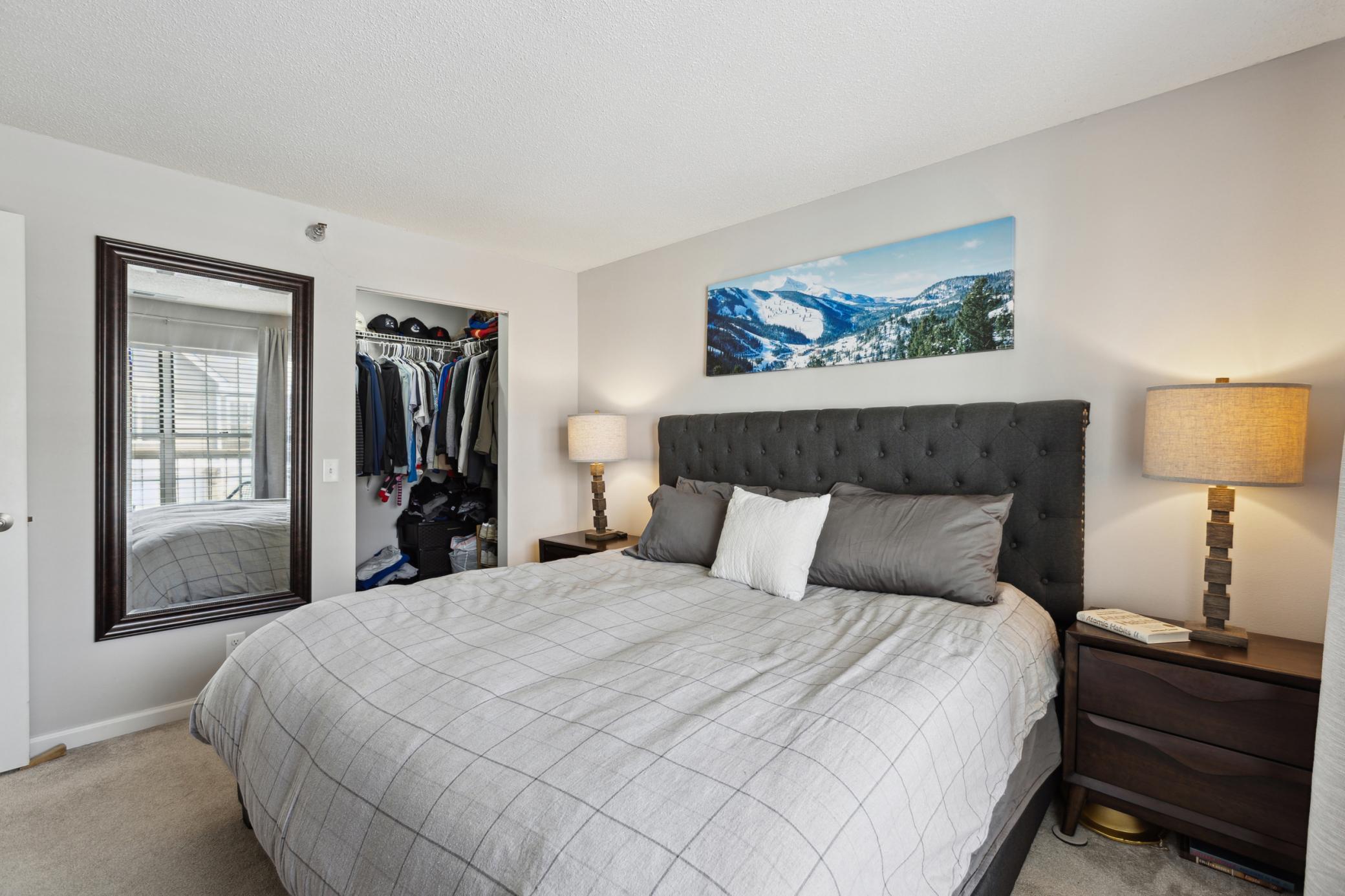 6048 Chasewood Parkway Unit: 204