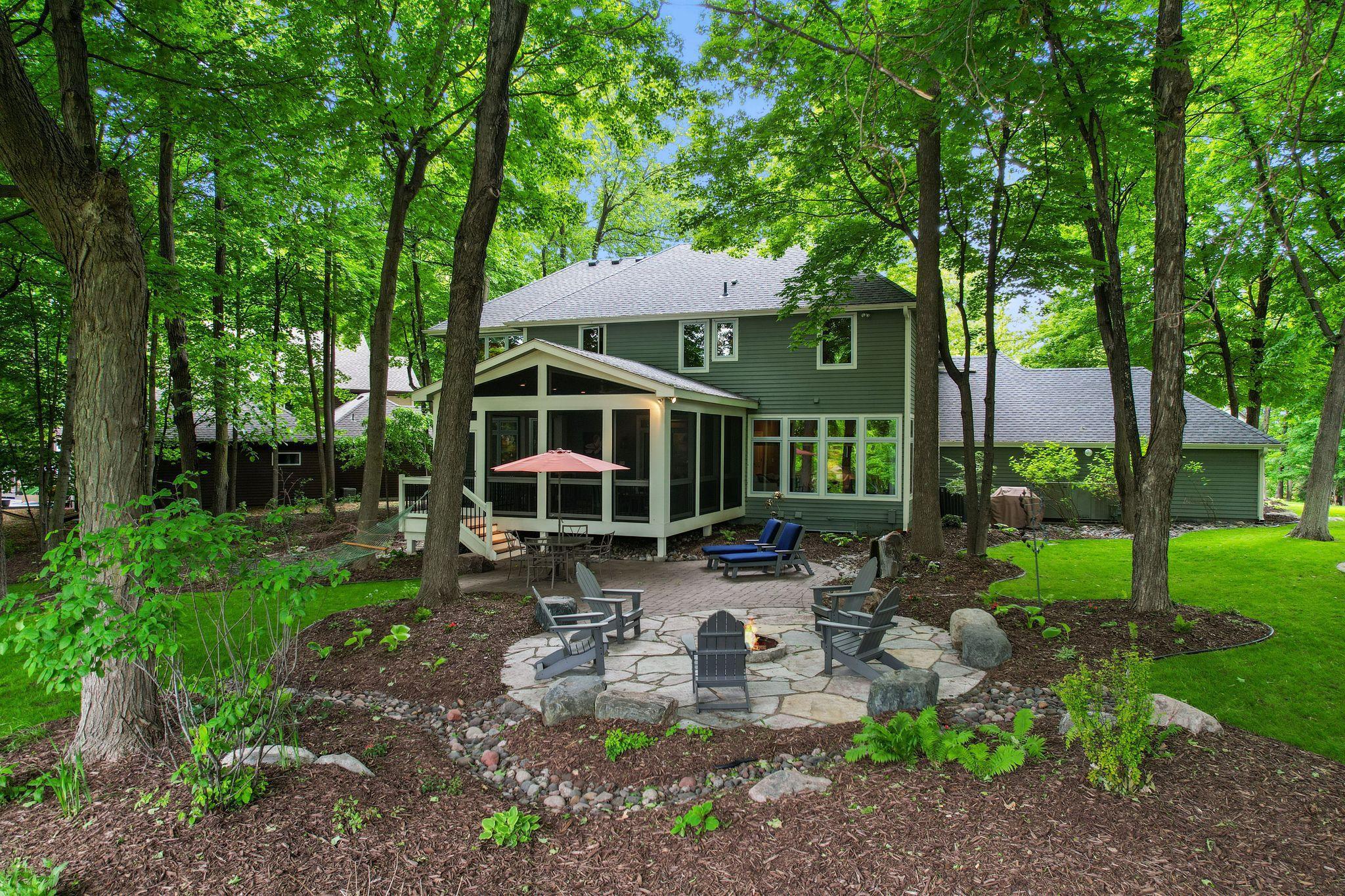 6331 Summit Circle
