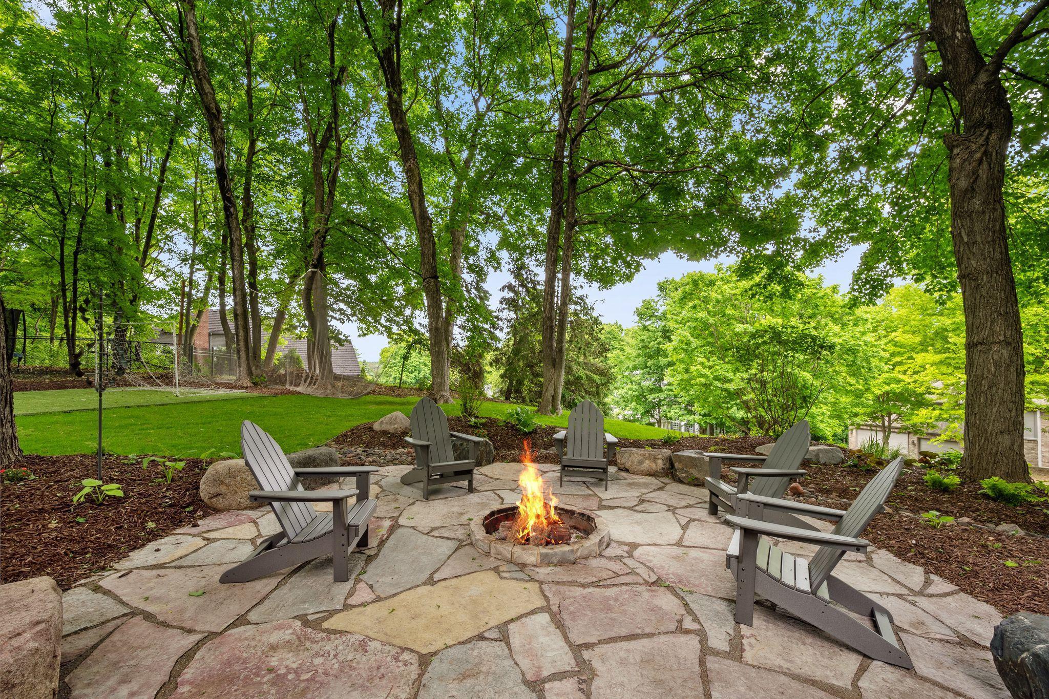 6331 Summit Circle