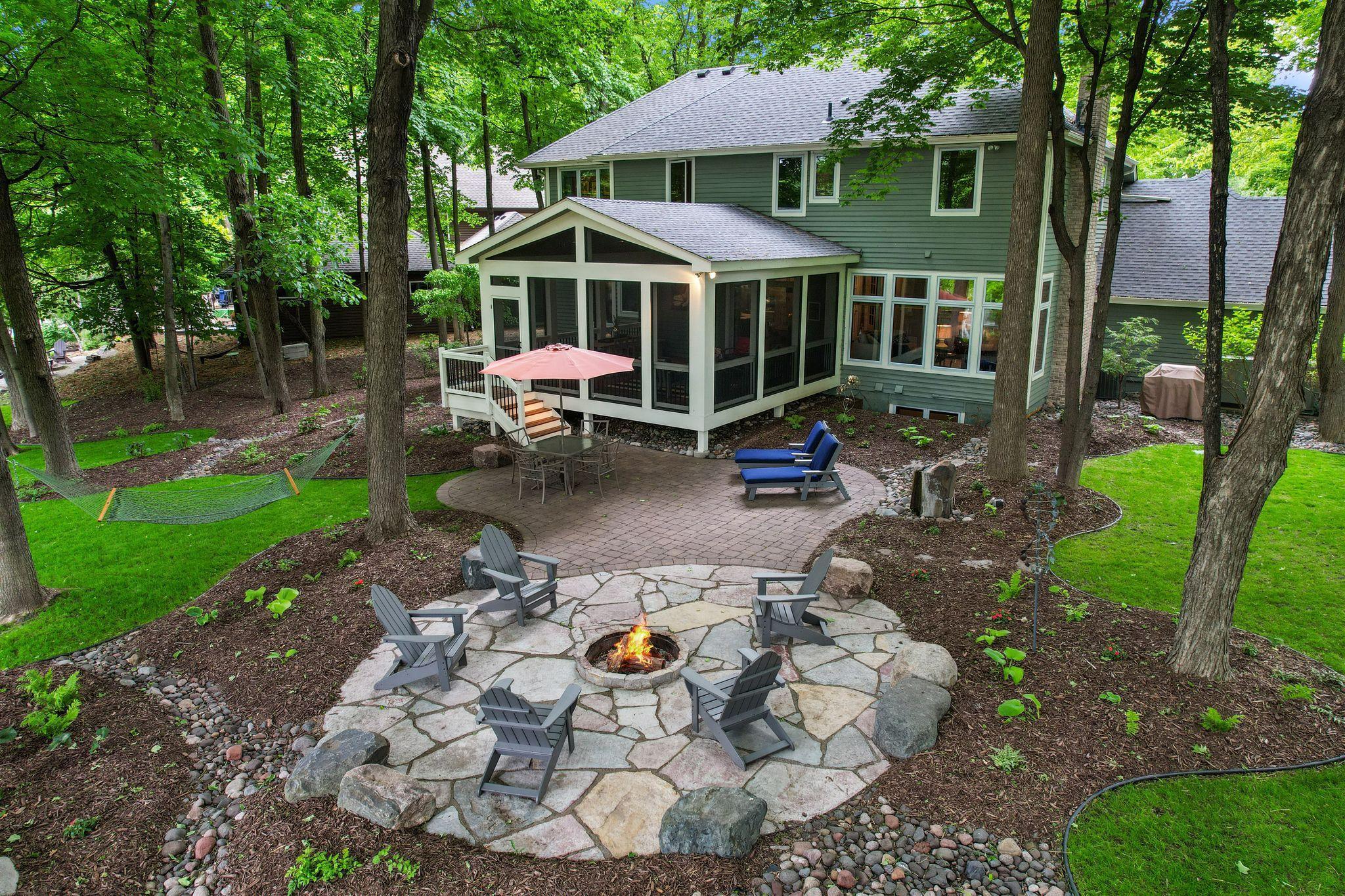 6331 Summit Circle