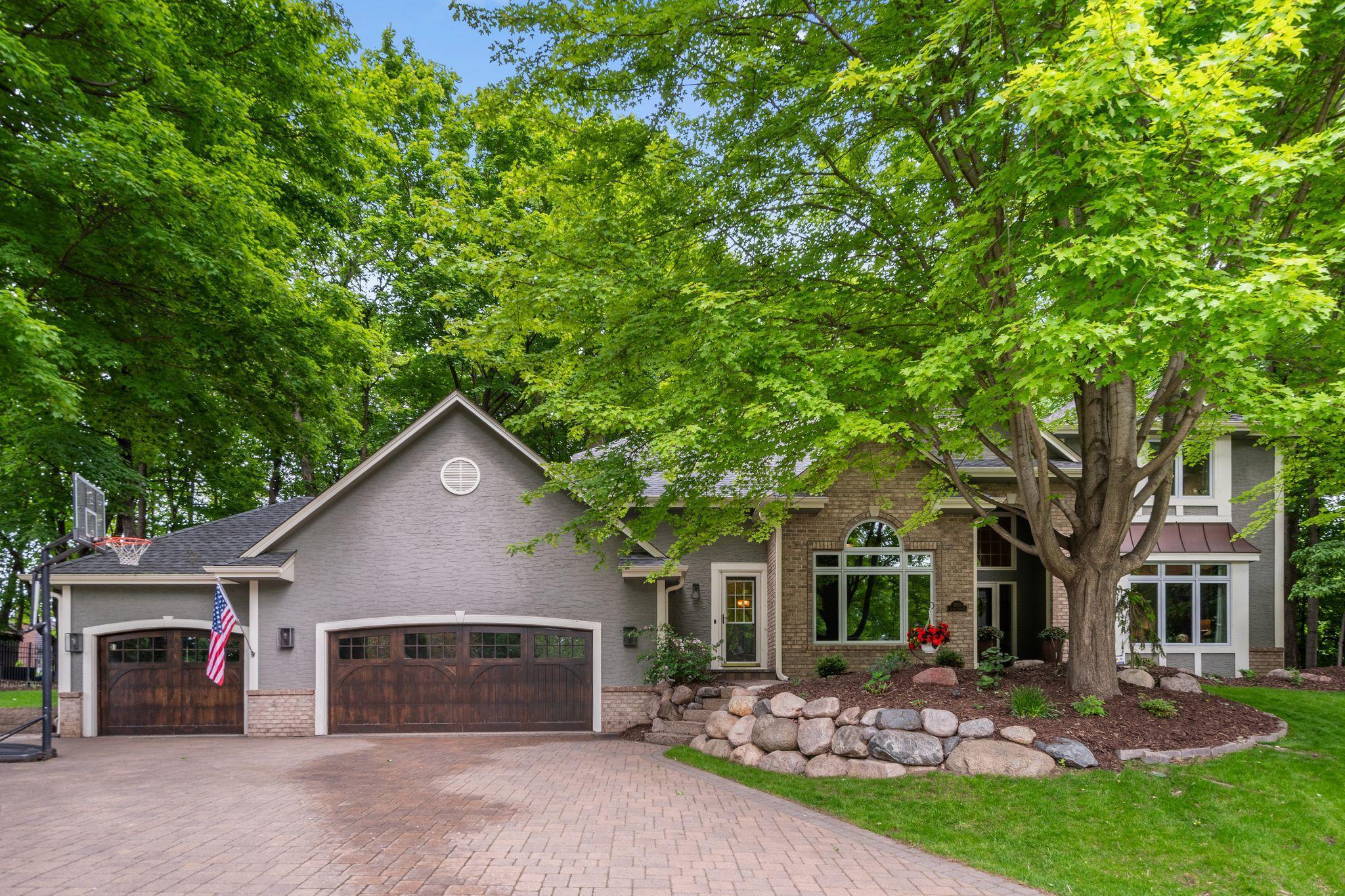 6331 Summit Circle