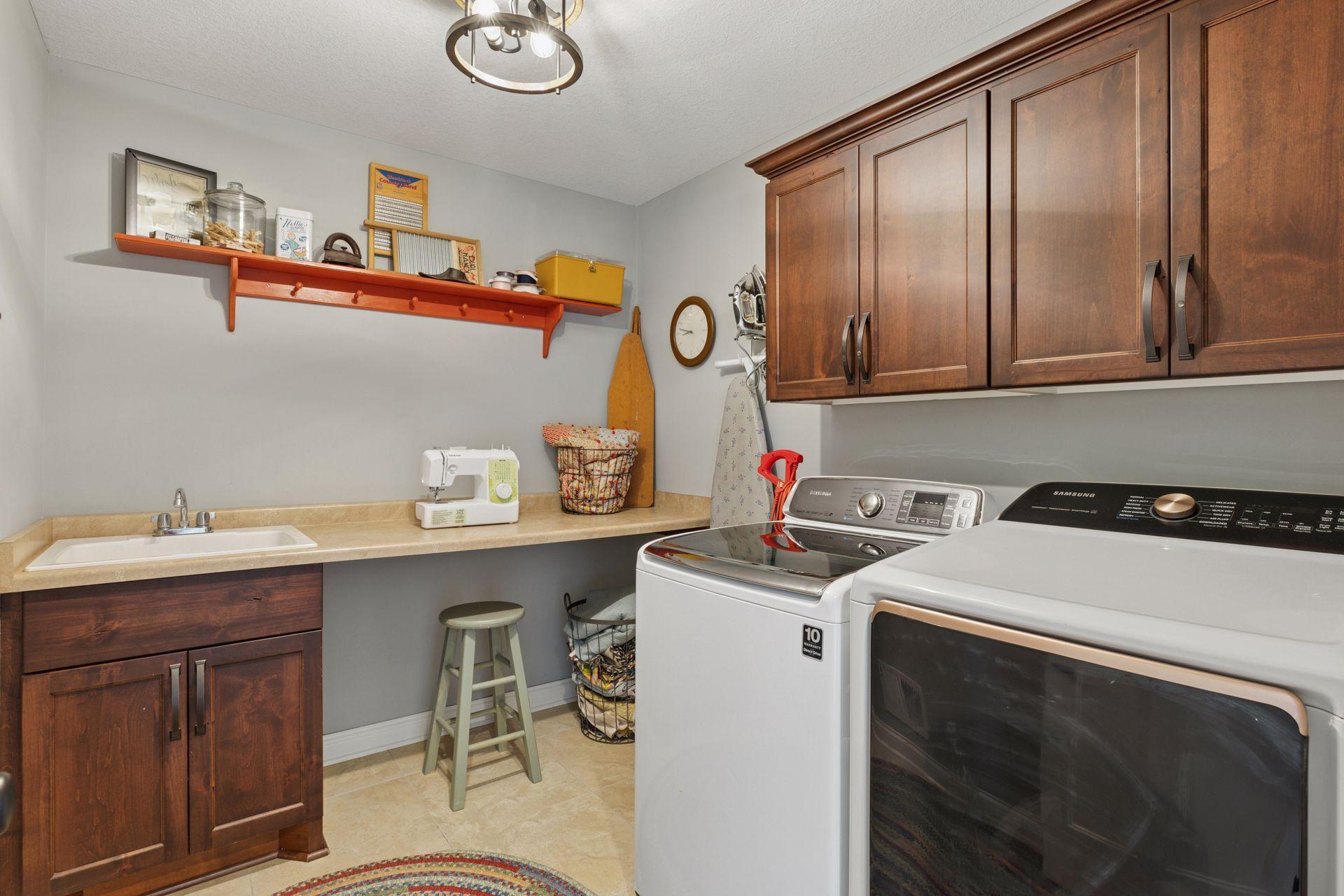 4475 Bluebell Trail S