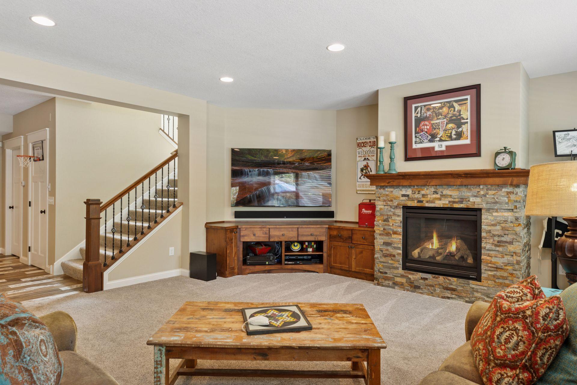 4475 Bluebell Trail S