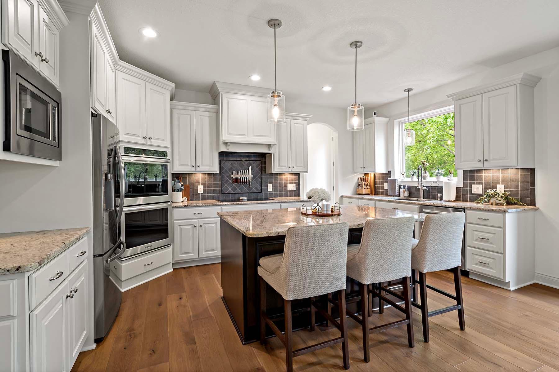 5315 Ranchview Lane N