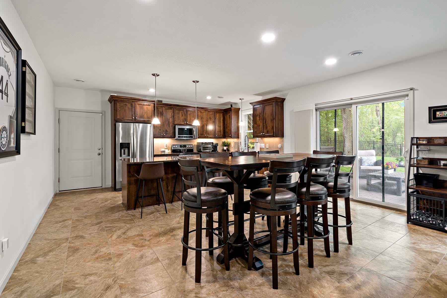 5315 Ranchview Lane N