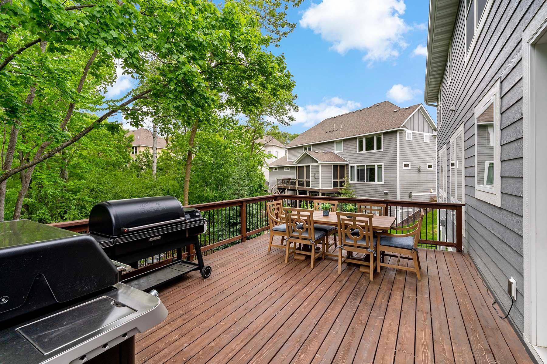 5315 Ranchview Lane N