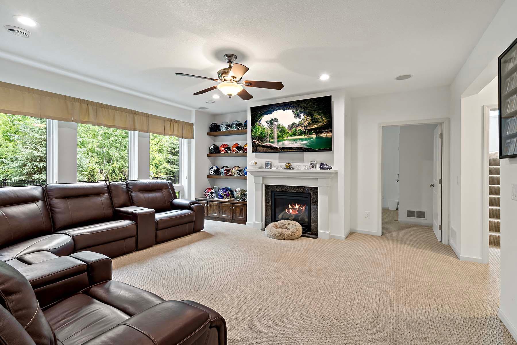 5315 Ranchview Lane N