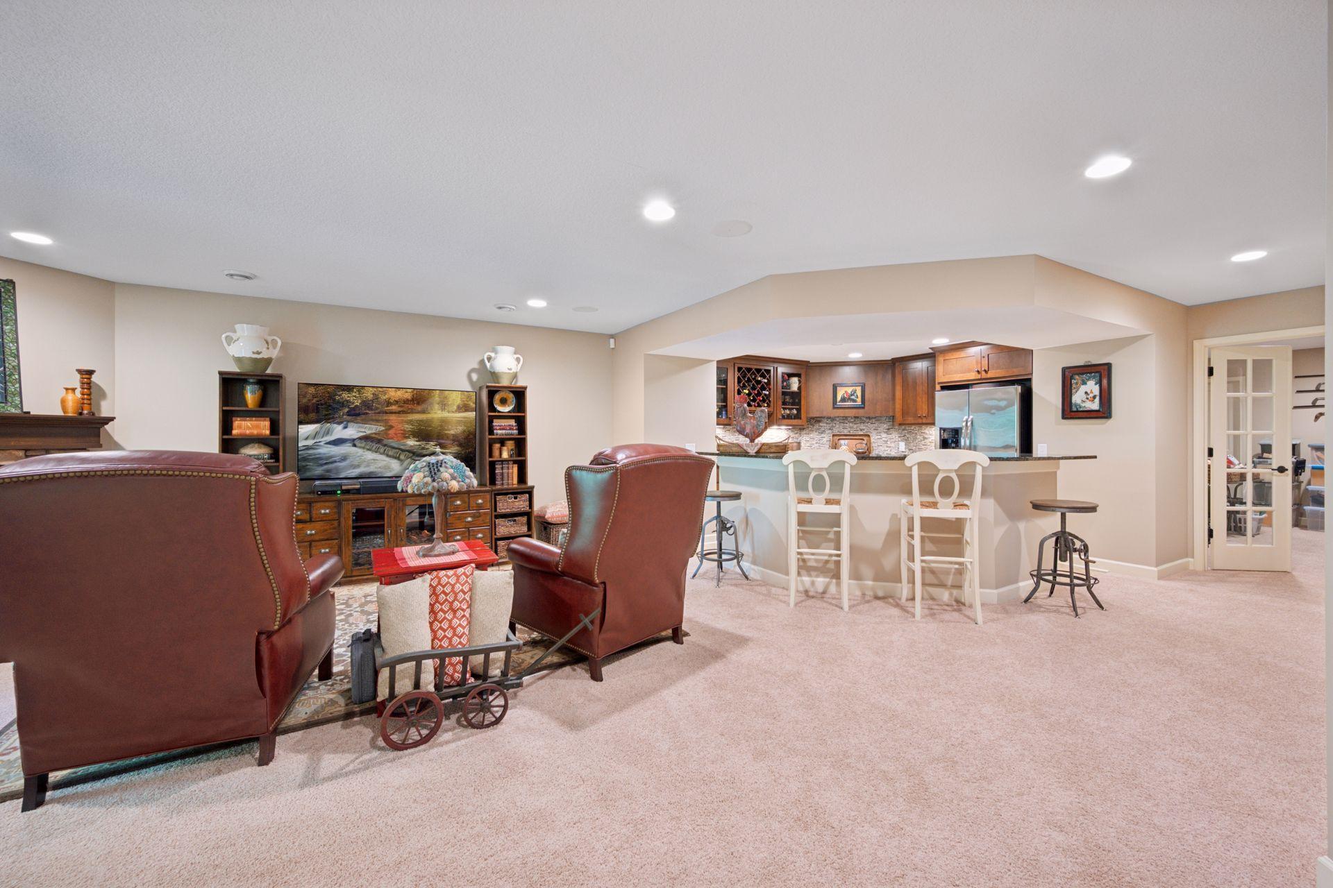 3068 Cypress Circle N