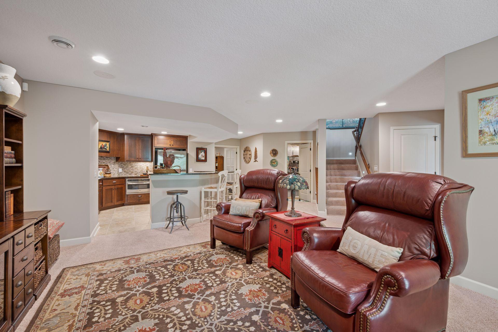 3068 Cypress Circle N