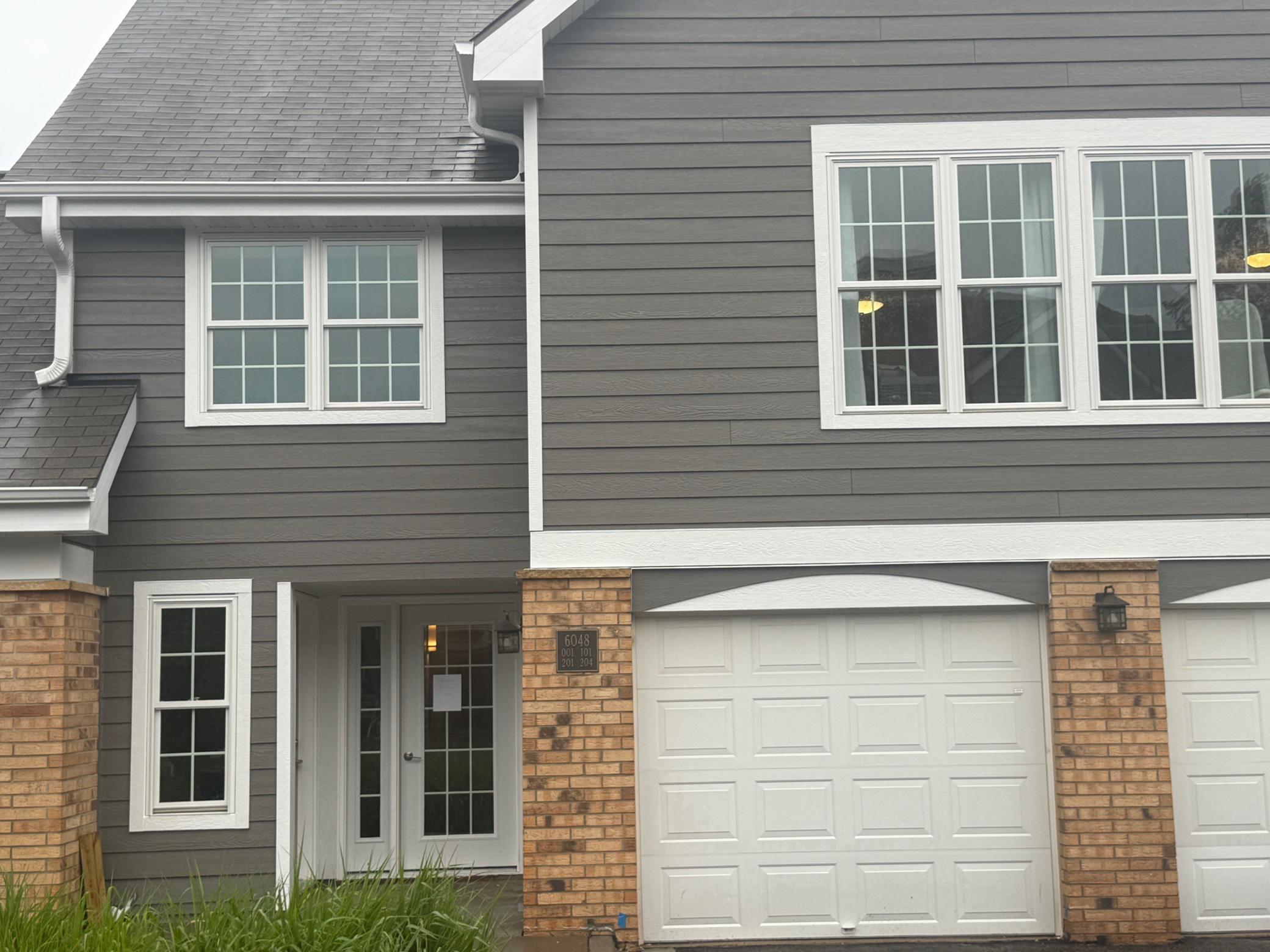 6048 Chasewood Parkway Unit: 204