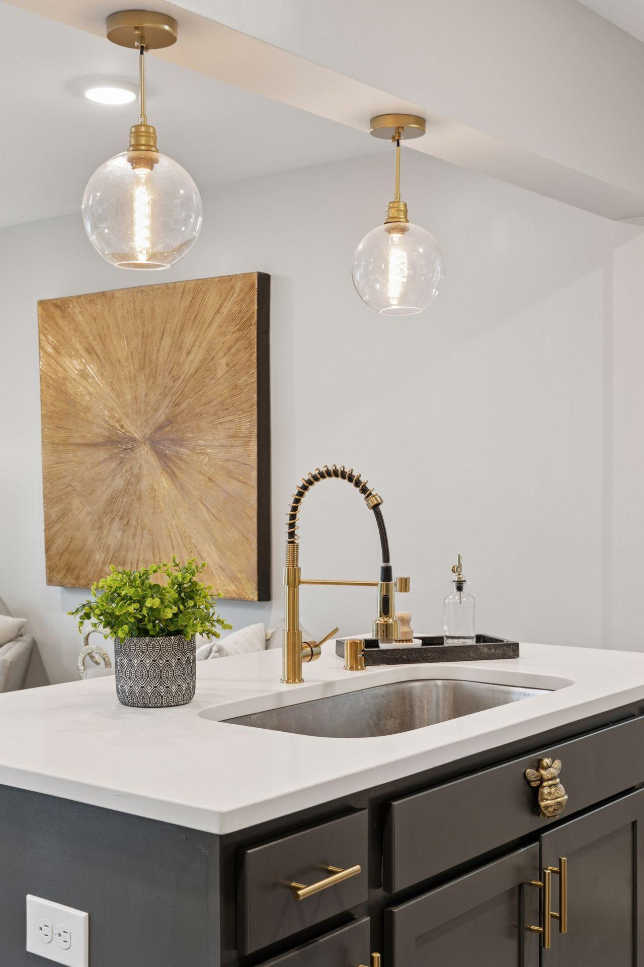 5217 France Avenue S