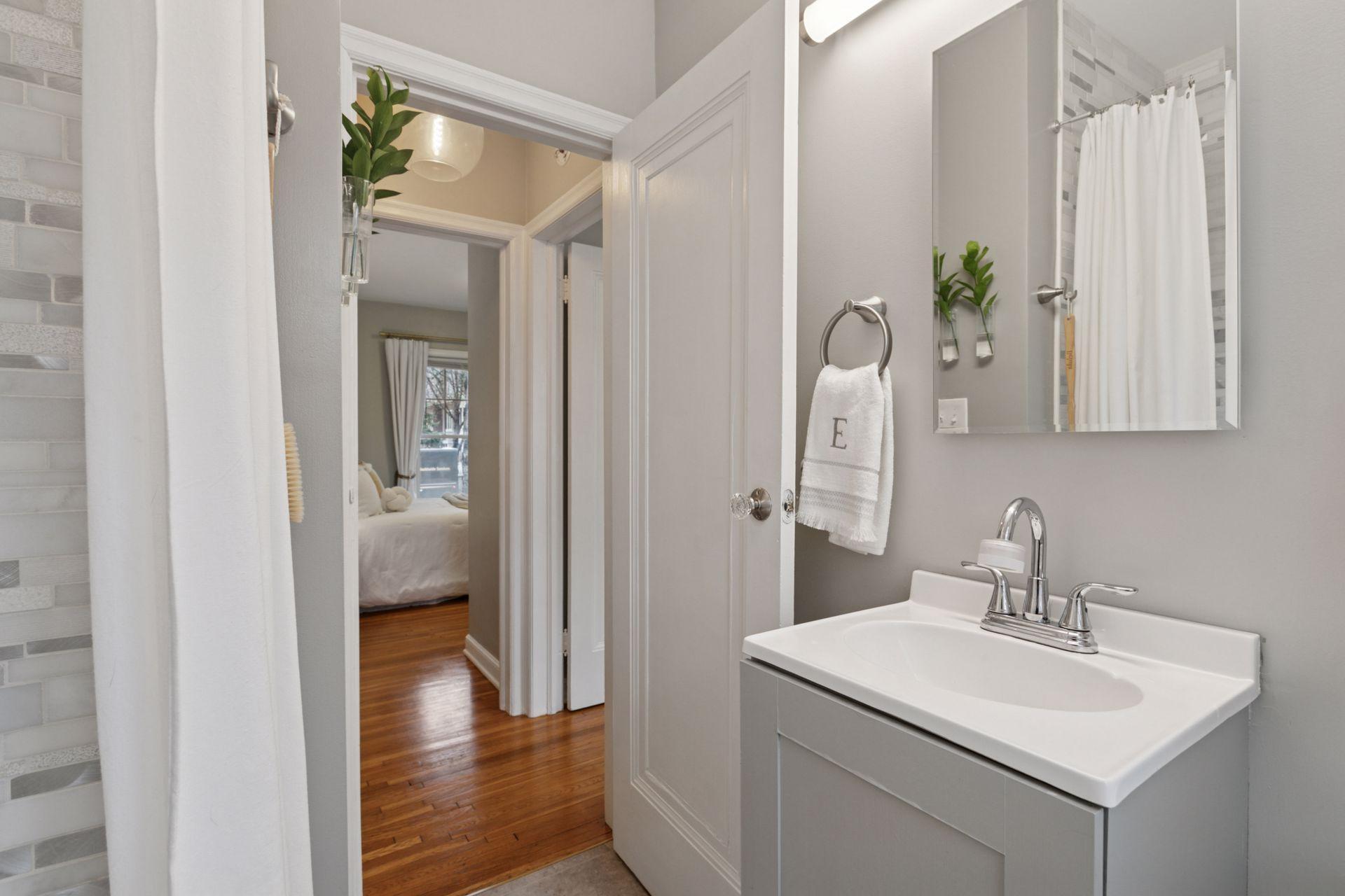 5217 France Avenue S