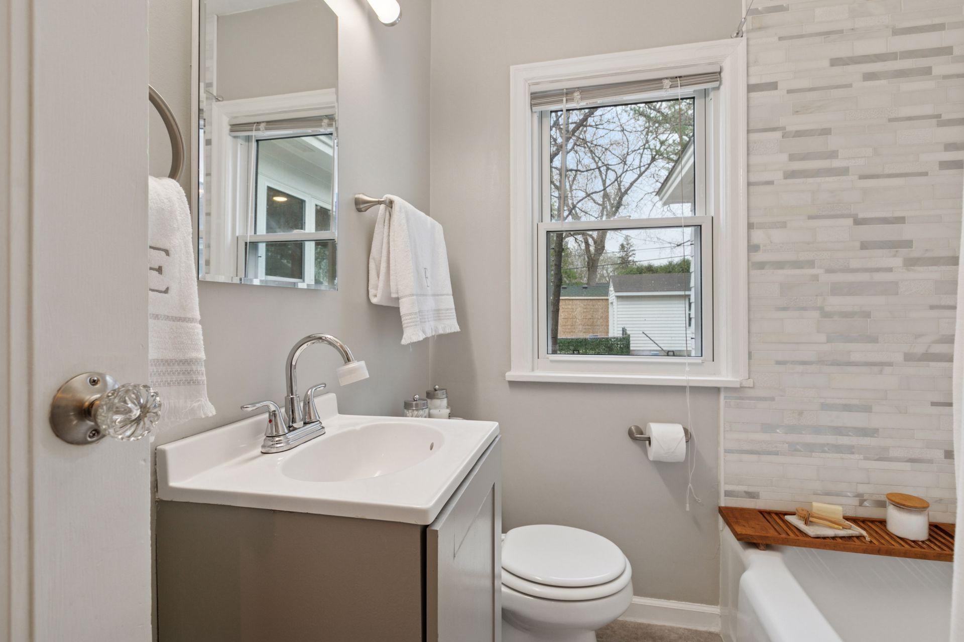 5217 France Avenue S