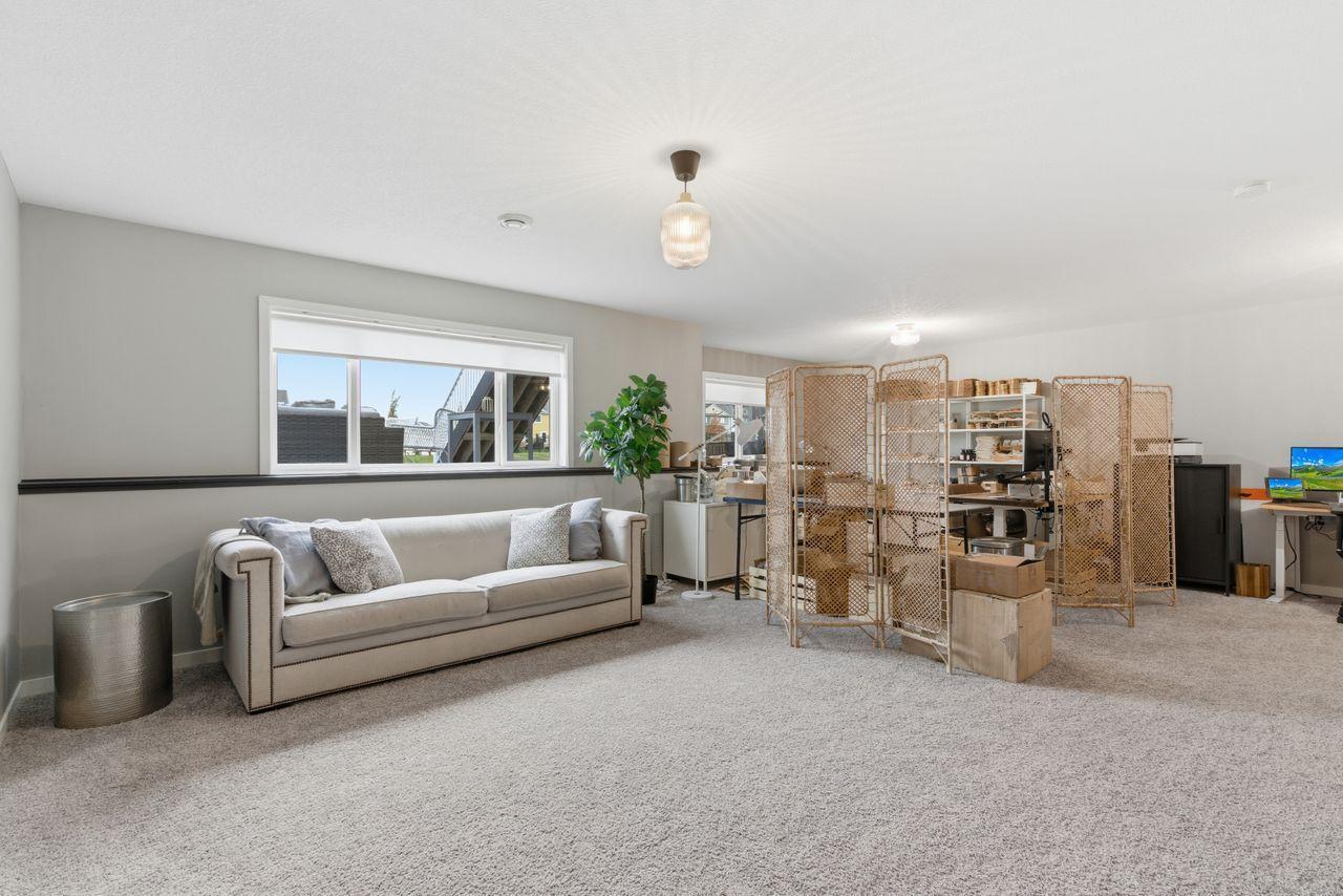 8215 Deerwood Lane N