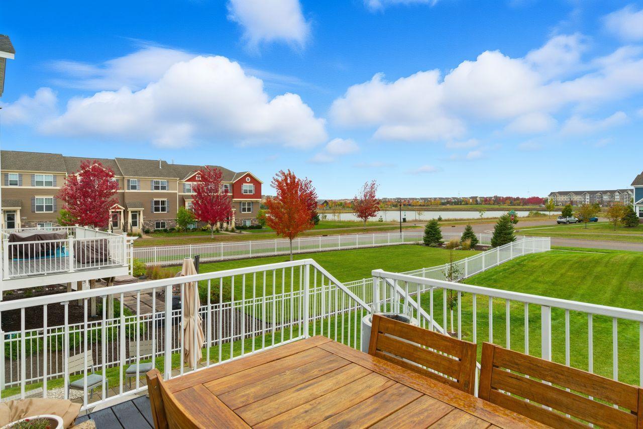 8215 Deerwood Lane N