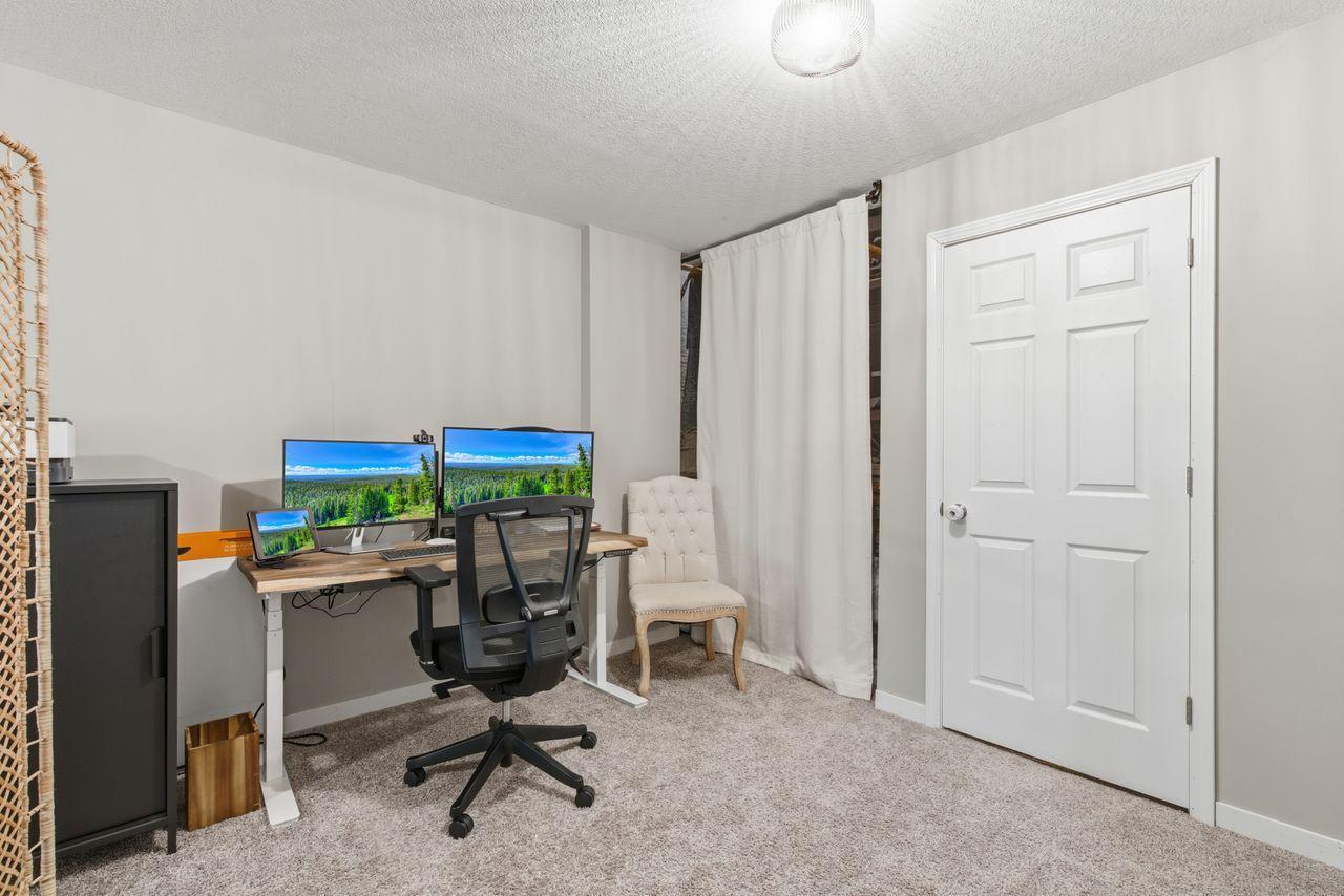 8215 Deerwood Lane N