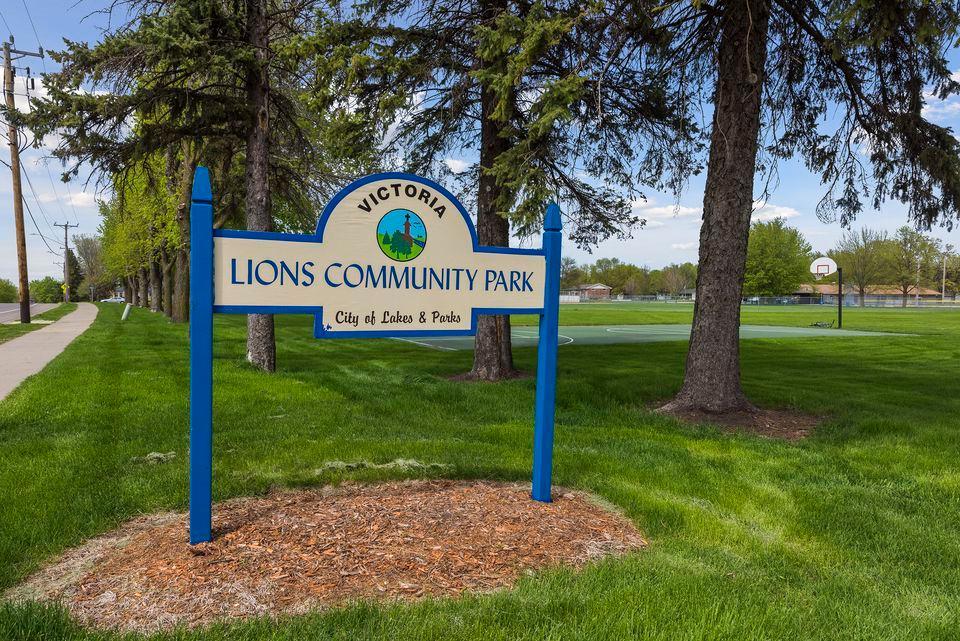 10377 Birchwood Circle