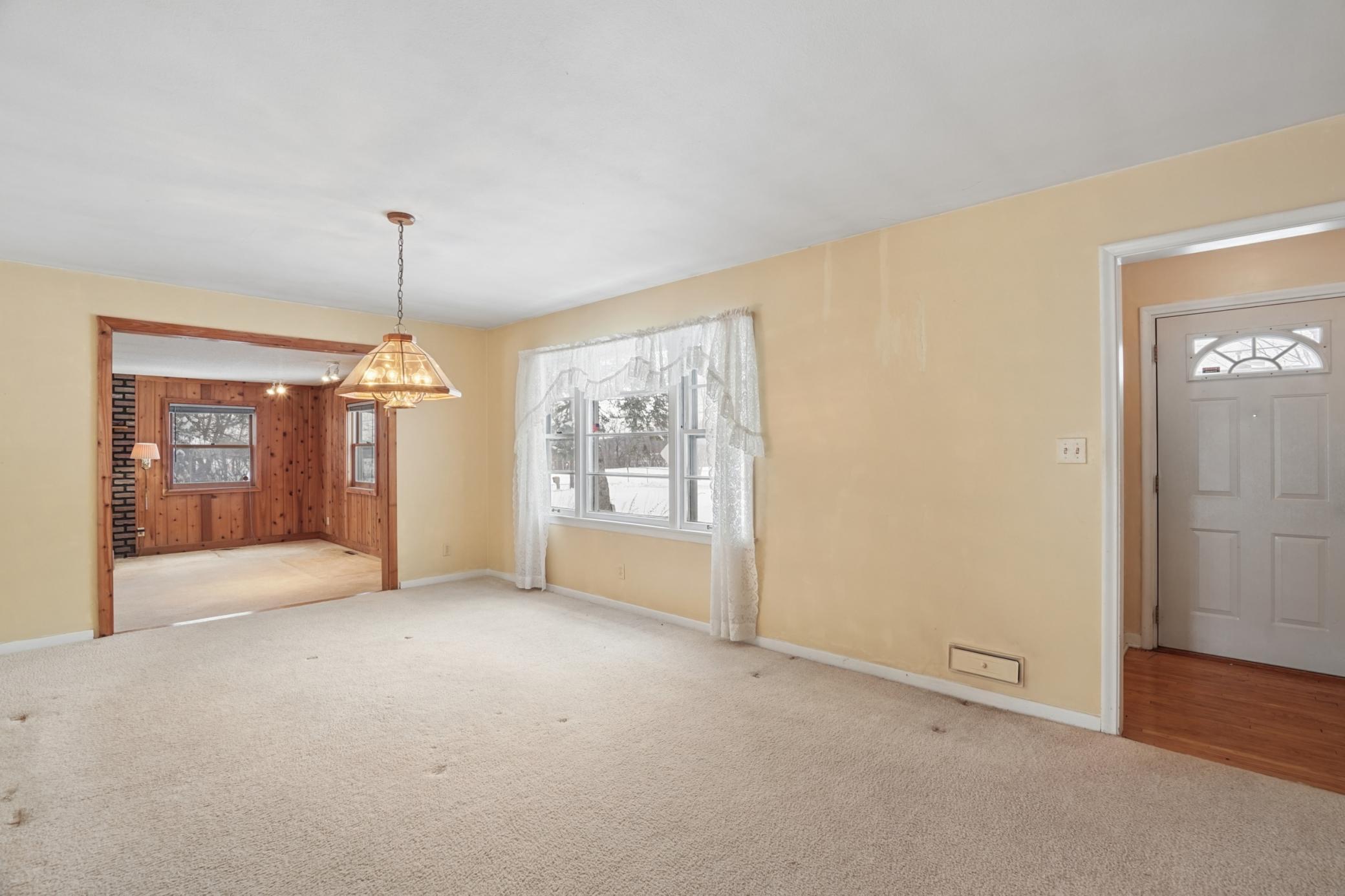 5717 Grandview Boulevard