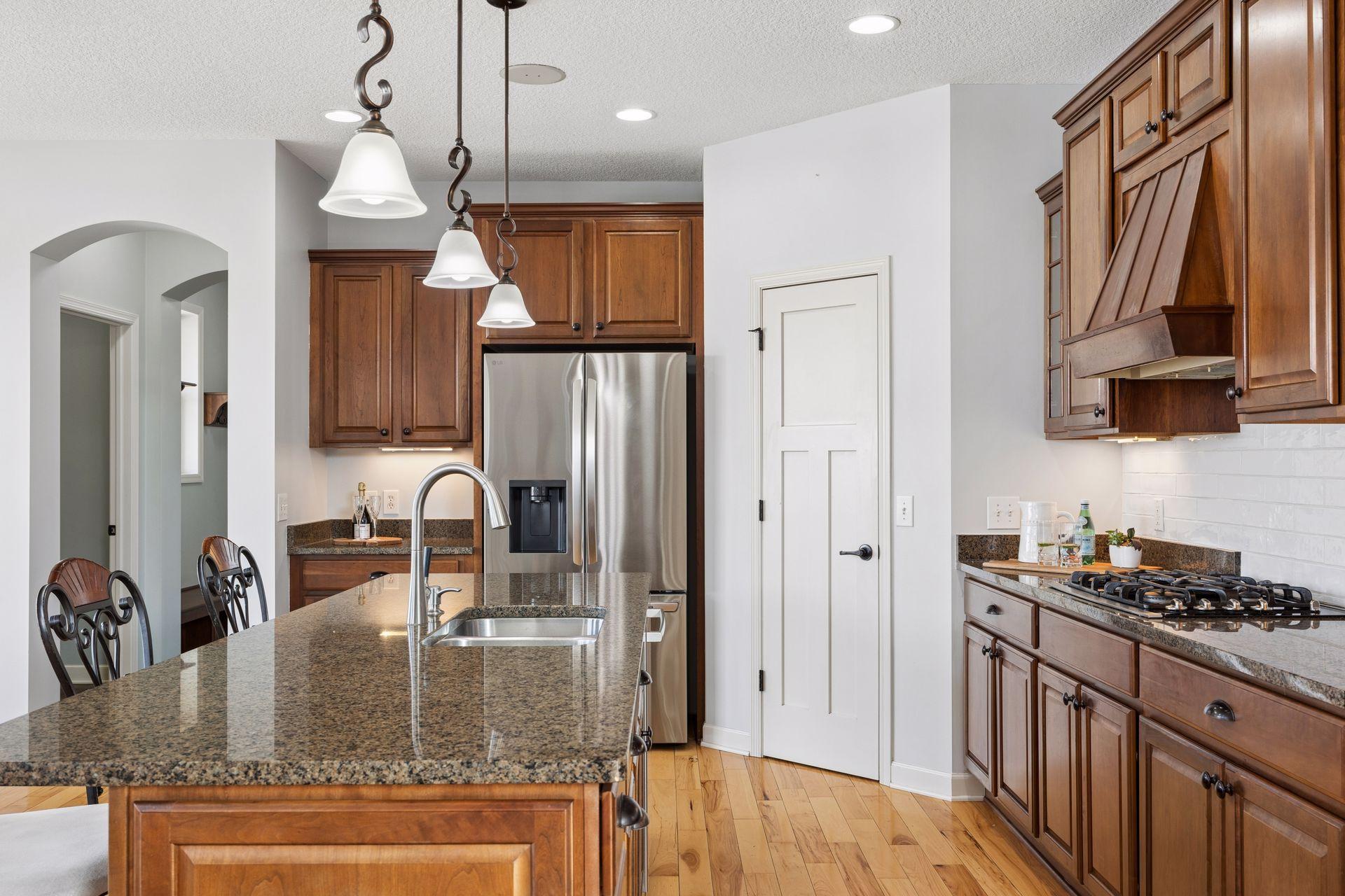 6233 Urbandale Lane N