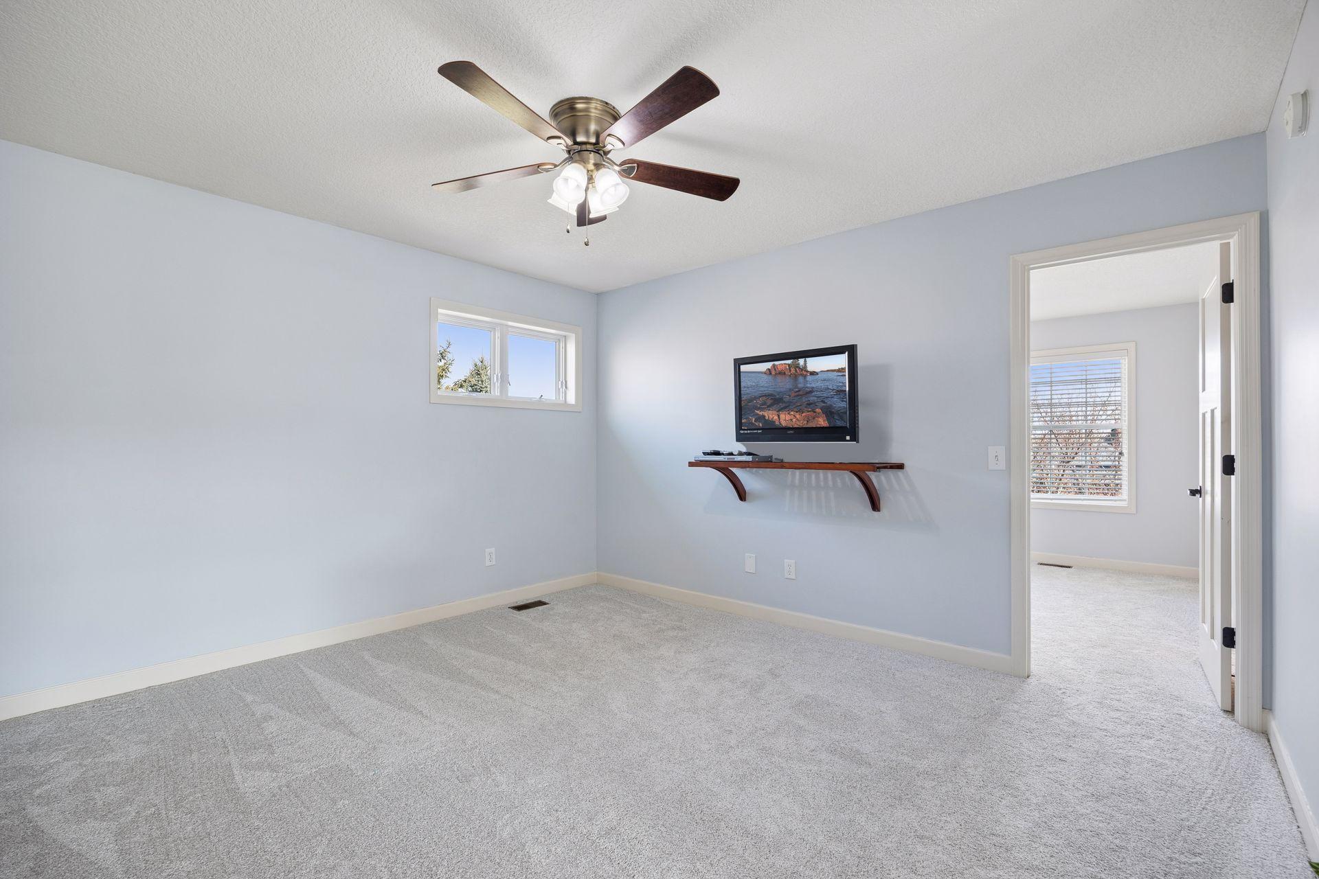 6233 Urbandale Lane N