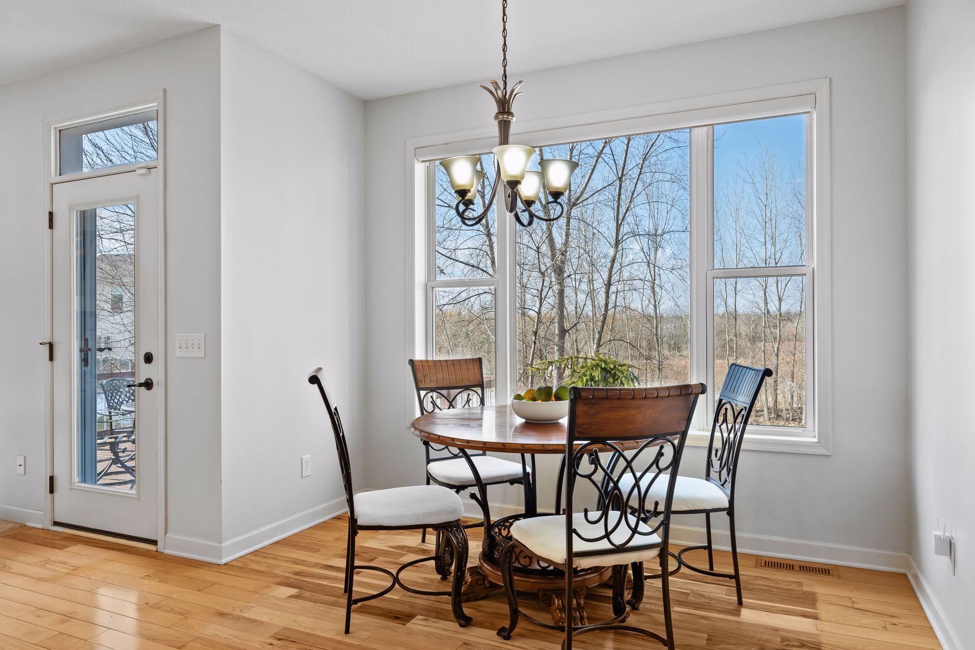 6233 Urbandale Lane N