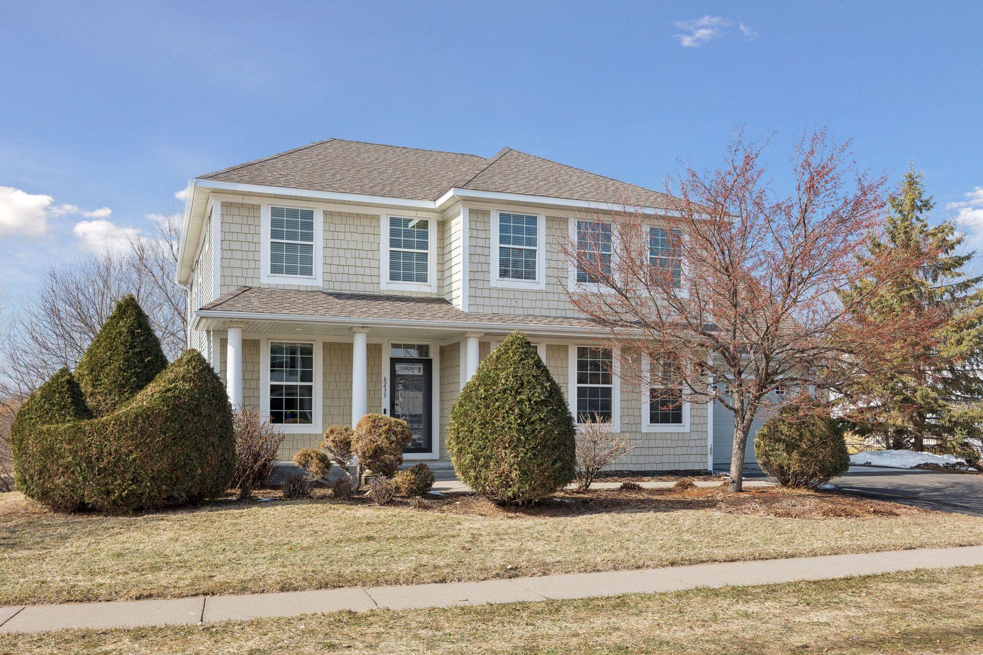 6233 Urbandale Lane N