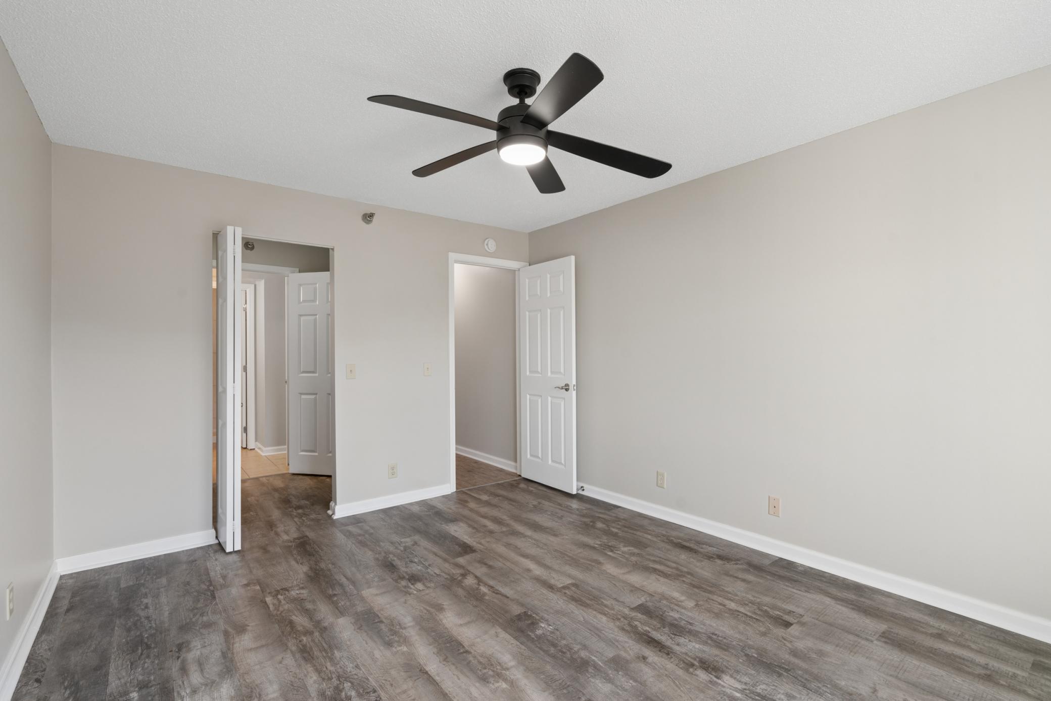 5980 Chasewood Parkway Unit: 102