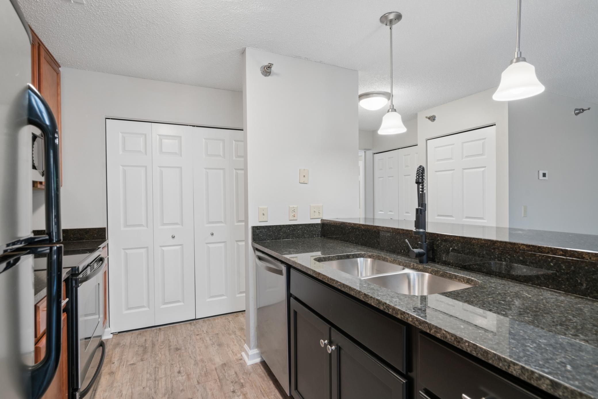 5980 Chasewood Parkway Unit: 102